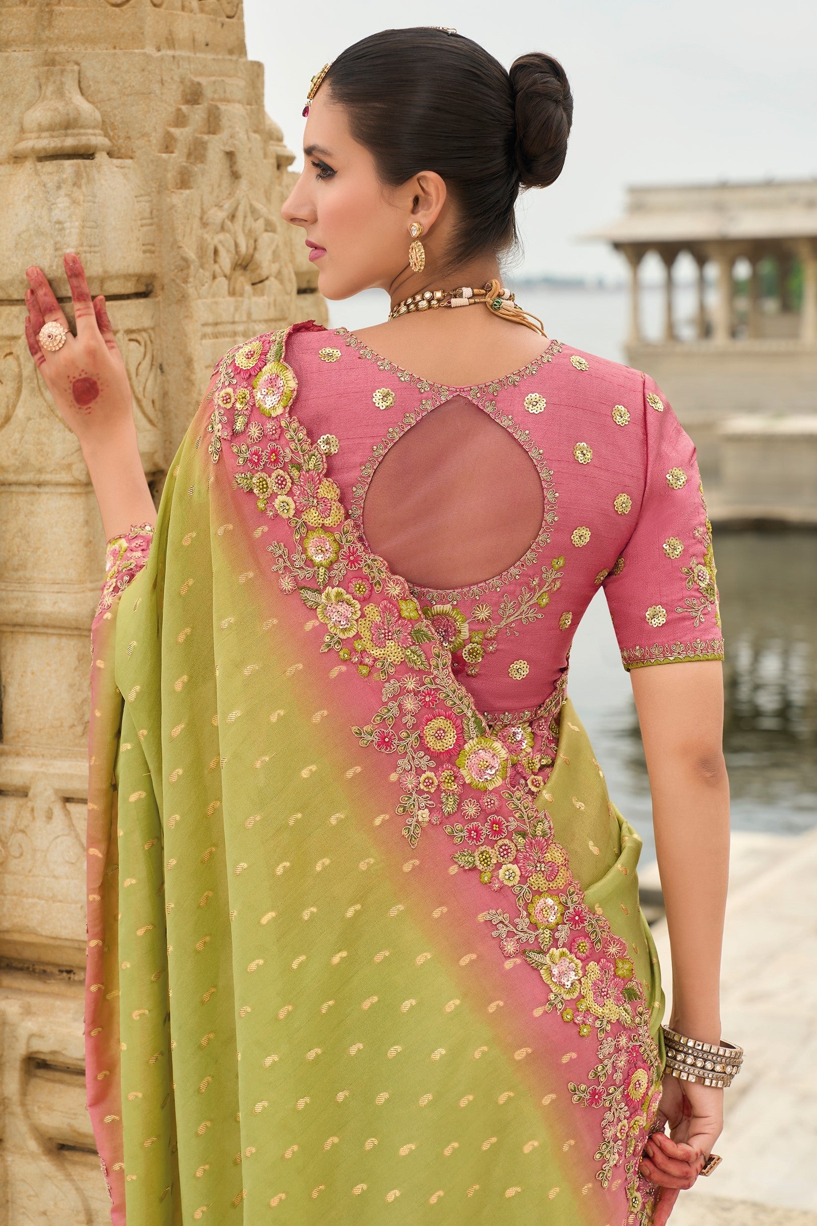 Green Woven Banarasi Saree-ZB133310_4_SareeButa.com