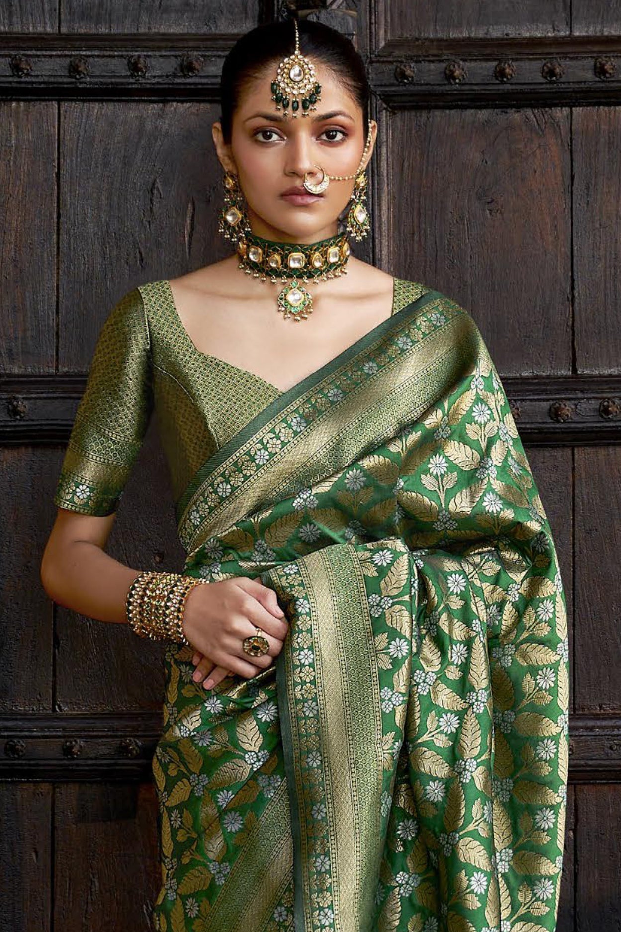 Green Woven Banarasi Saree-ZB133389_3_SareeButa.com