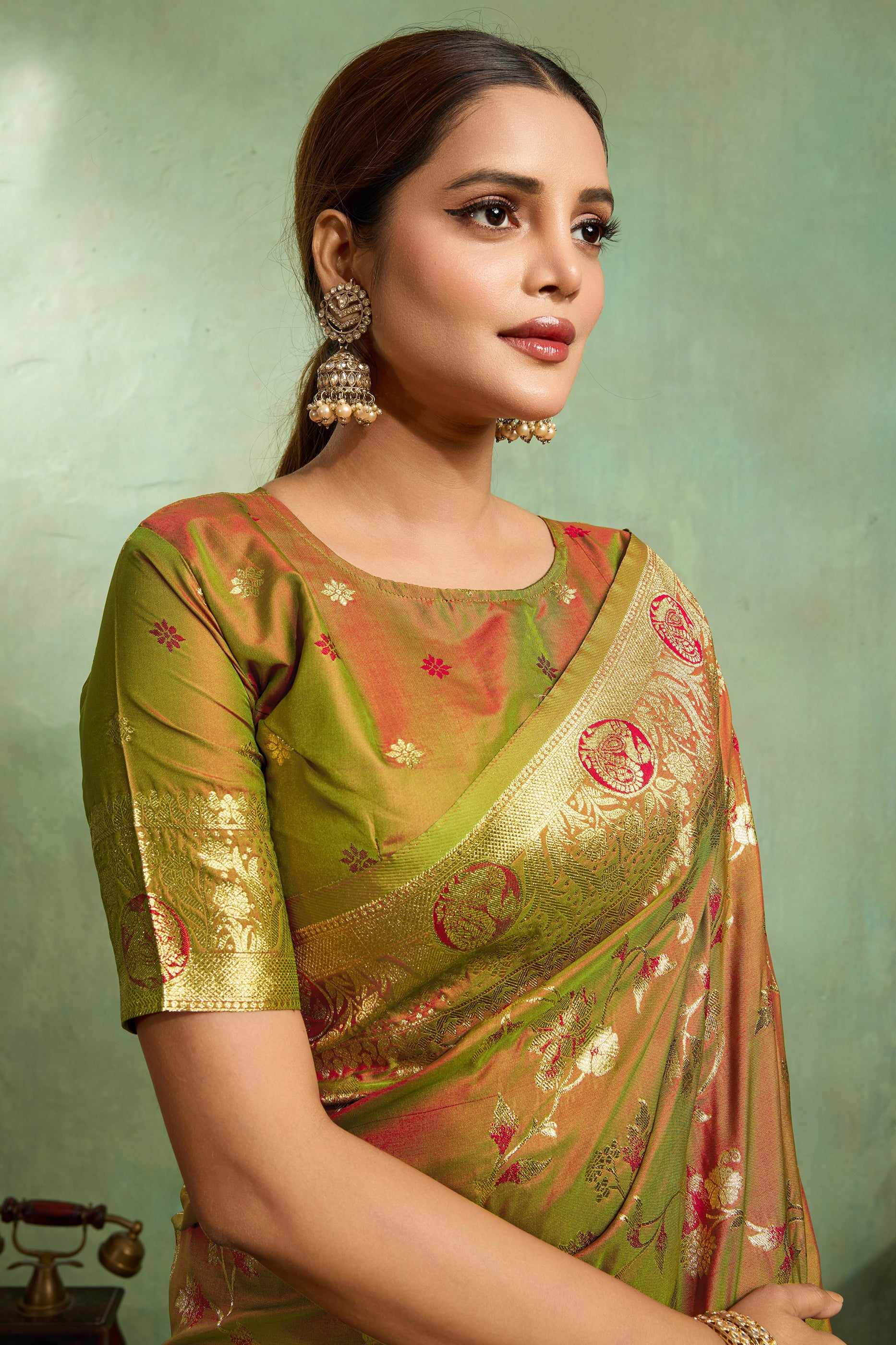 Green Woven Banarasi Silk Saree-SAR11799_2_SareeButa.com
