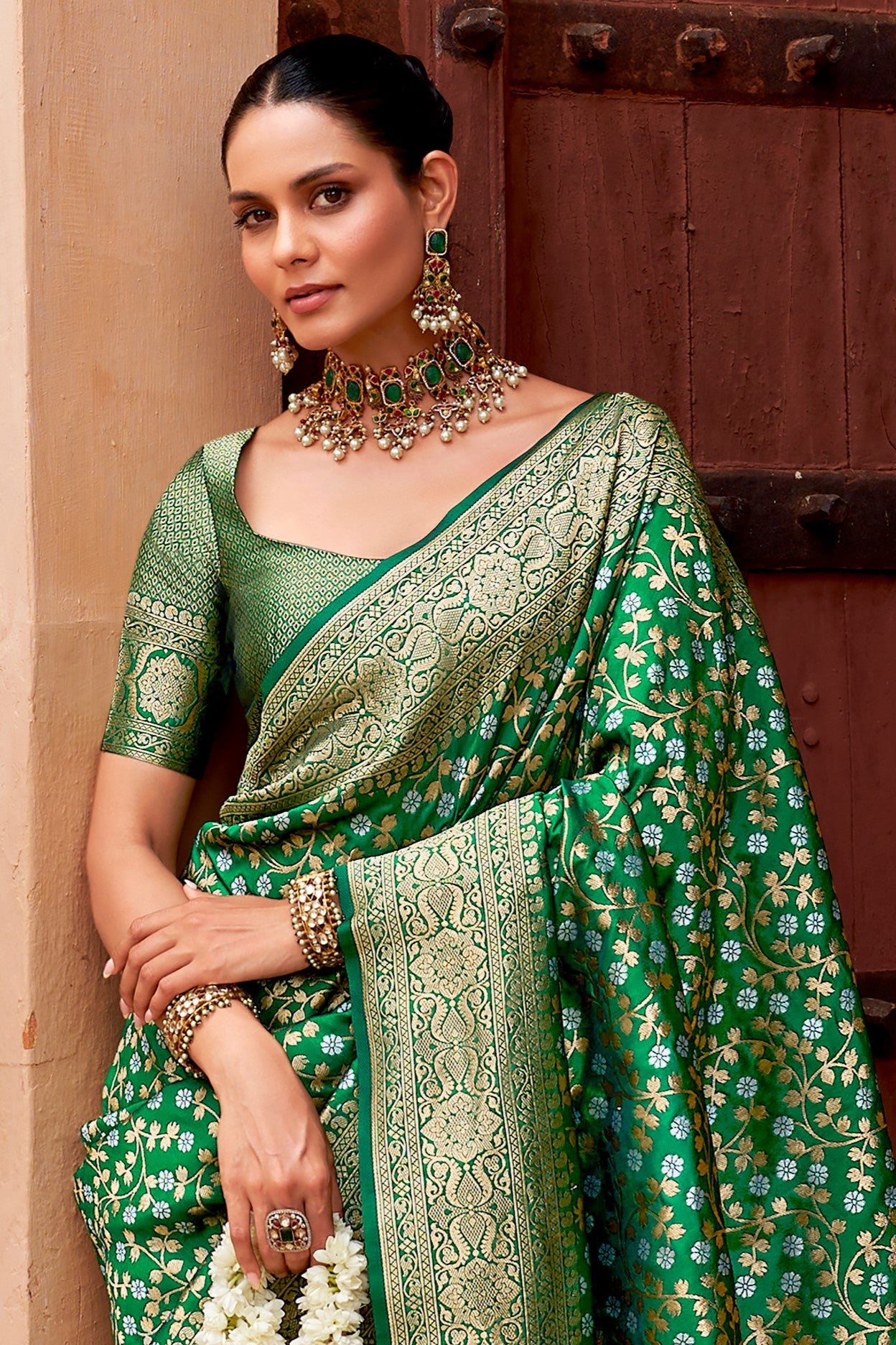 Green Woven Banarasi Silk Saree-ZB133365_2_SareeButa.com