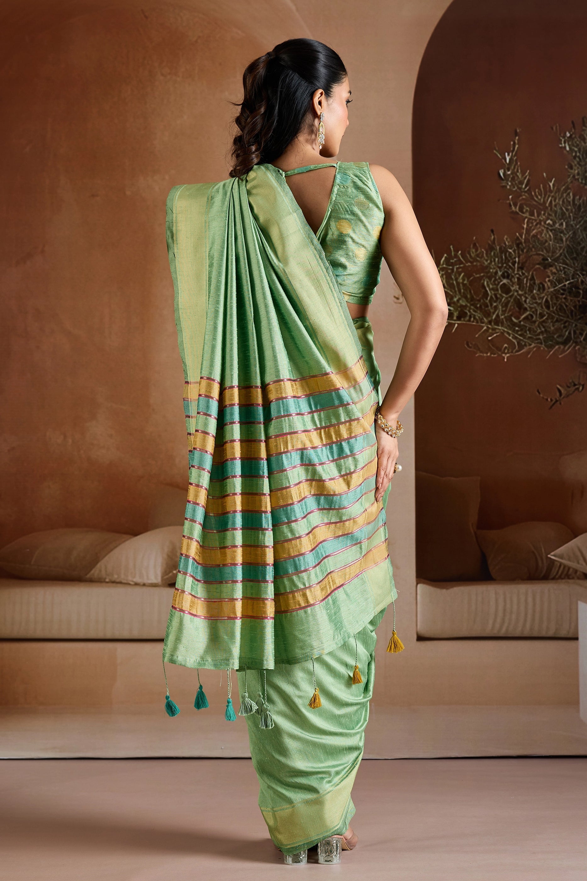 Green Woven Bhagalpuri Silk Saree-SAR11191_3_SareeButa.com