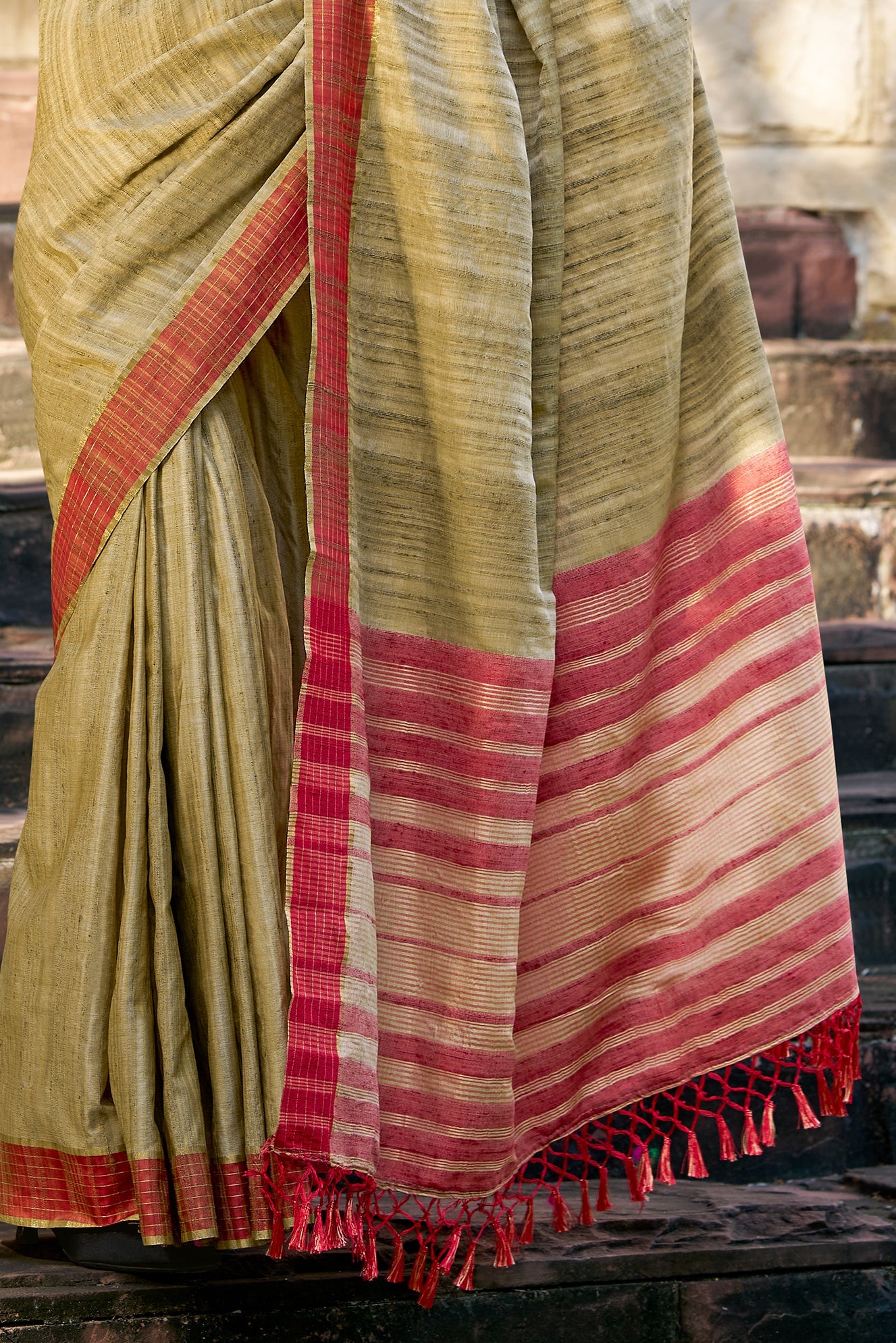 Green Woven Cotton Silk Saree-ZB134031_4_SareeButa.com
