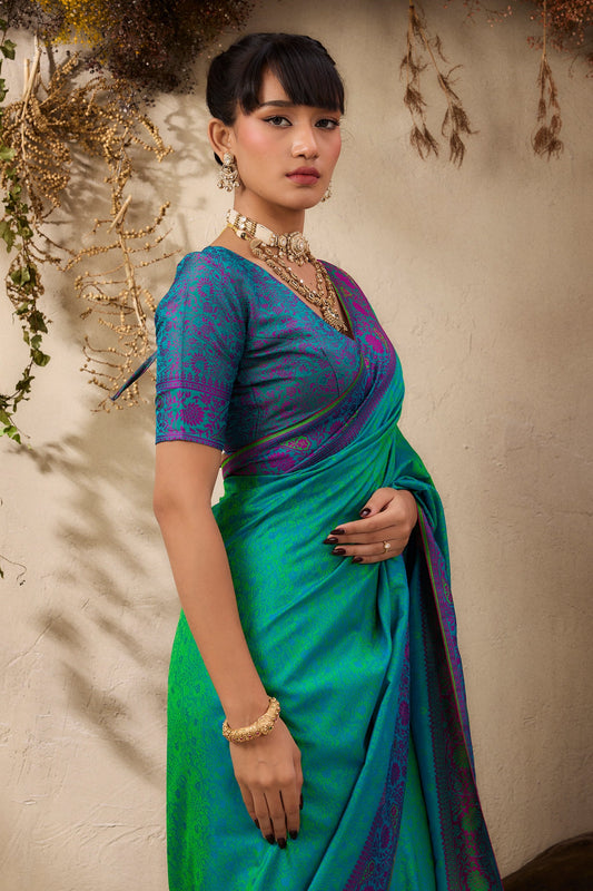 Green Woven Kanjivaram Silk Saree-SAR11182_2_SareeButa.com