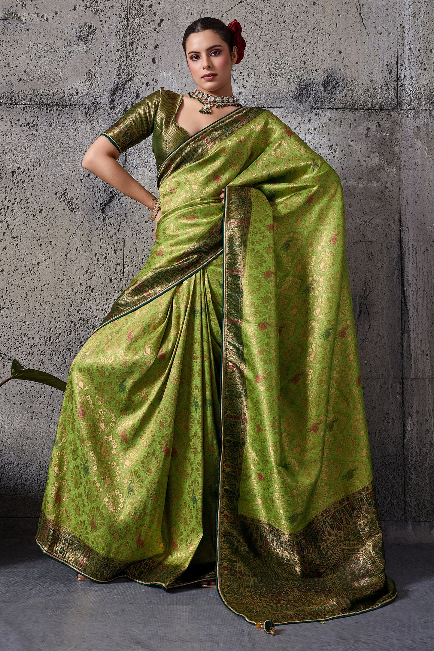 Green Woven Kanjivaram Silk Saree-SAR12555_1_SareeButa.com