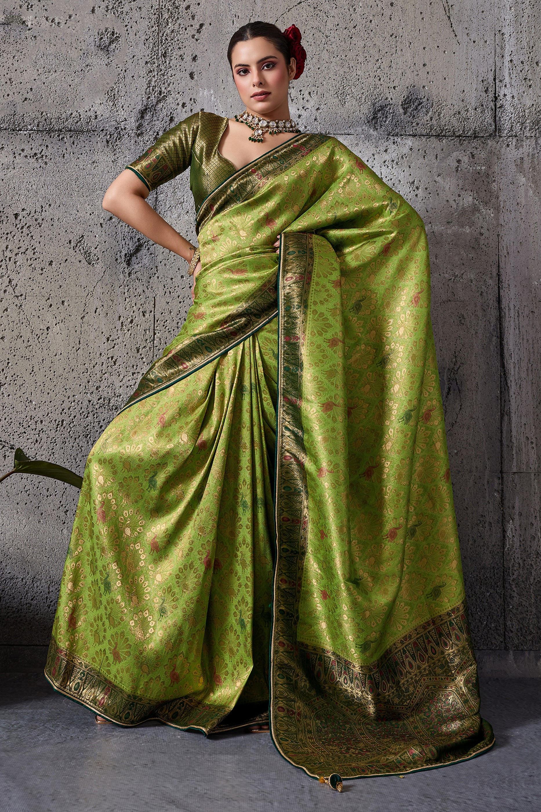 Green Woven Kanjivaram Silk Saree-SAR12555_1_SareeButa.com