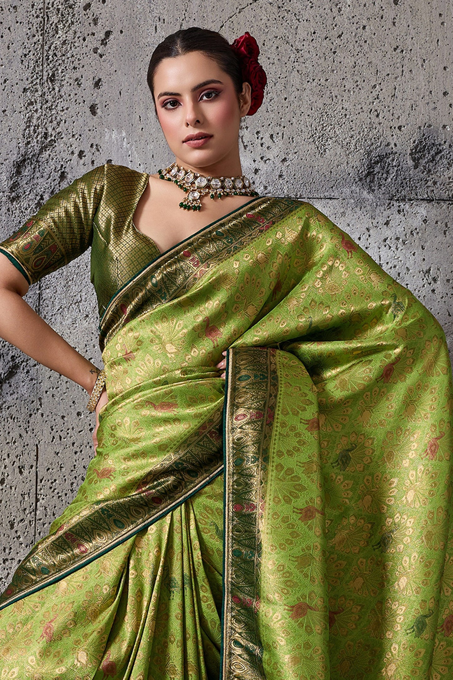 Green Woven Kanjivaram Silk Saree-SAR12555_2_SareeButa.com