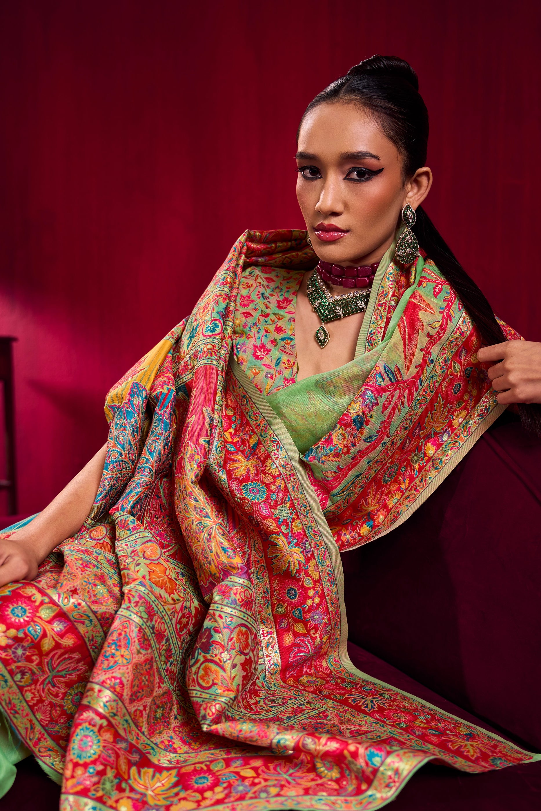 Green Woven Kashmiri Jamewar Modal Silk Saree-SAR12360_2_SareeButa.com