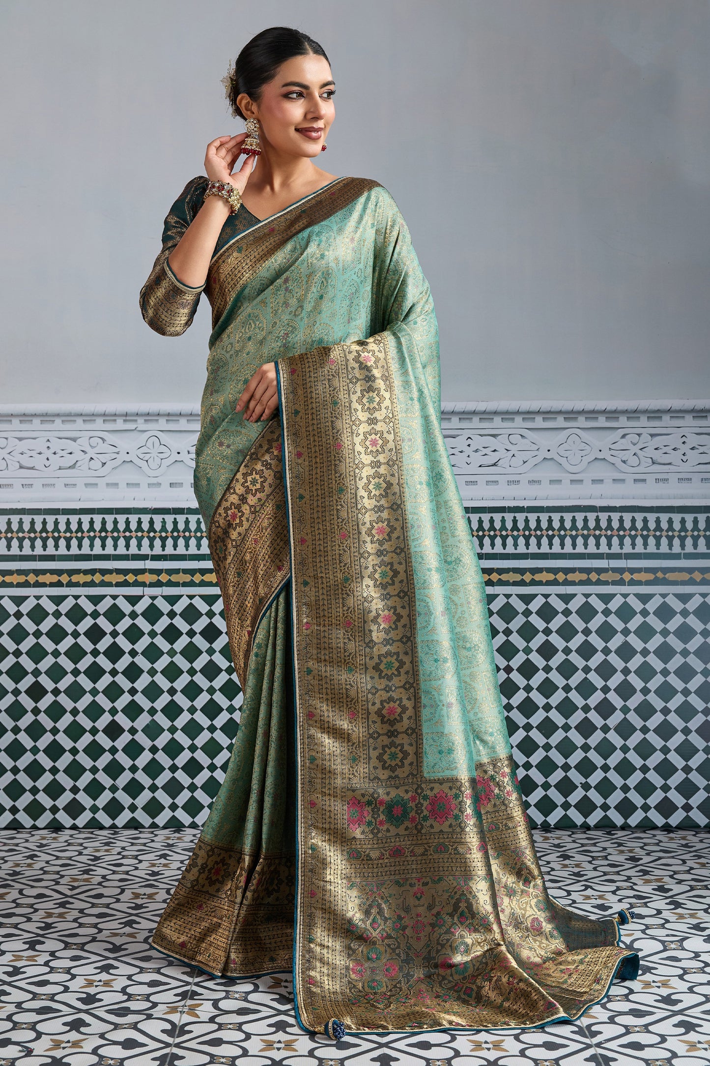Green Woven Meenakari Silk Saree-SAR11791_1_SareeButa.com