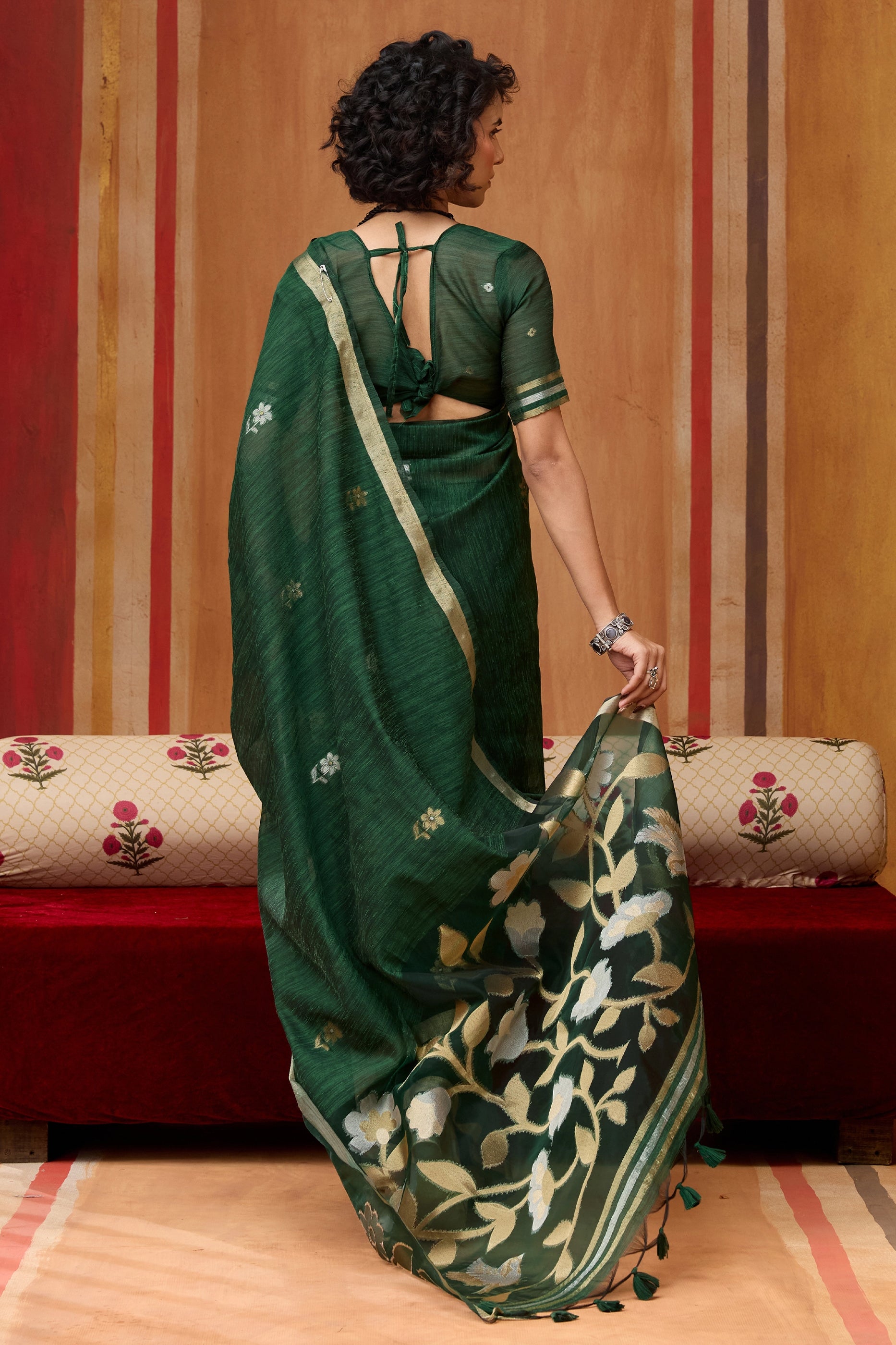 Green Woven Munga Organza Silk Saree-SAR11949_3_SareeButa.com