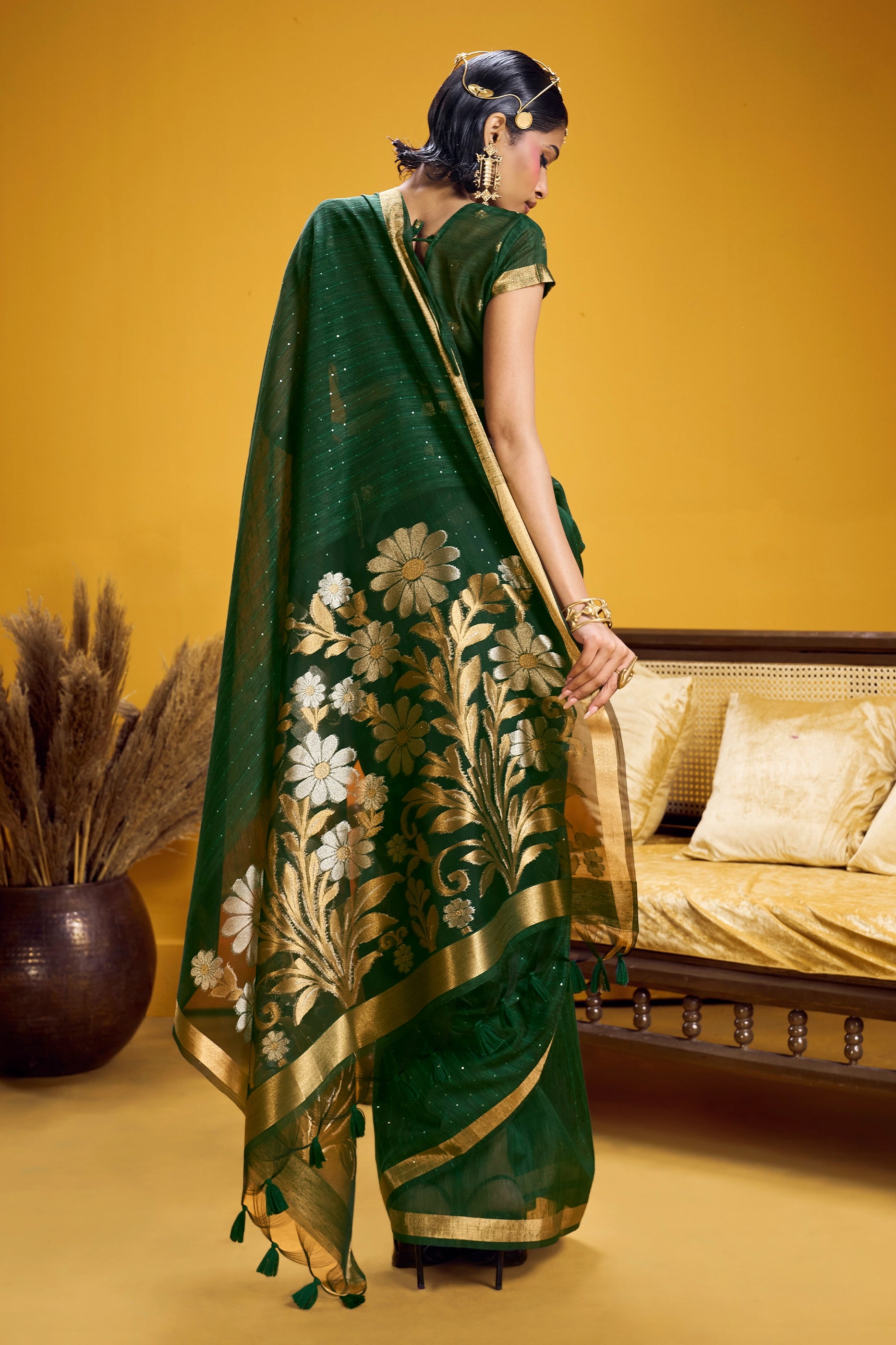 Green Woven Munga Silk Saree-SAR12337_3_SareeButa.com