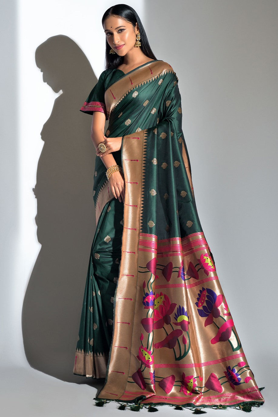 green-woven-paithani-silk-saree-zb131470_1_SareeButa.com