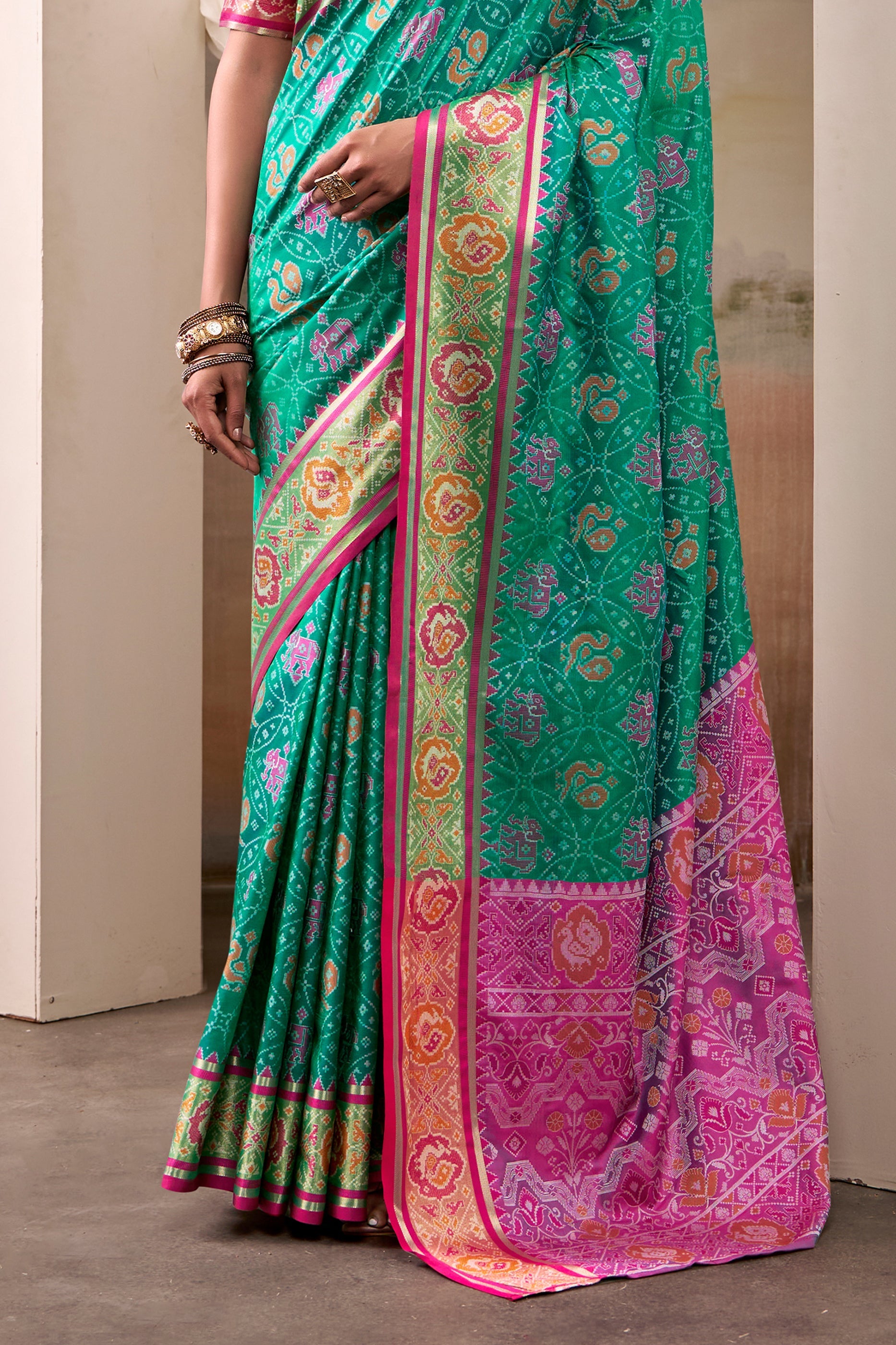 Green Woven Patola Silk Saree-SAR10022_5_SareeButa.com