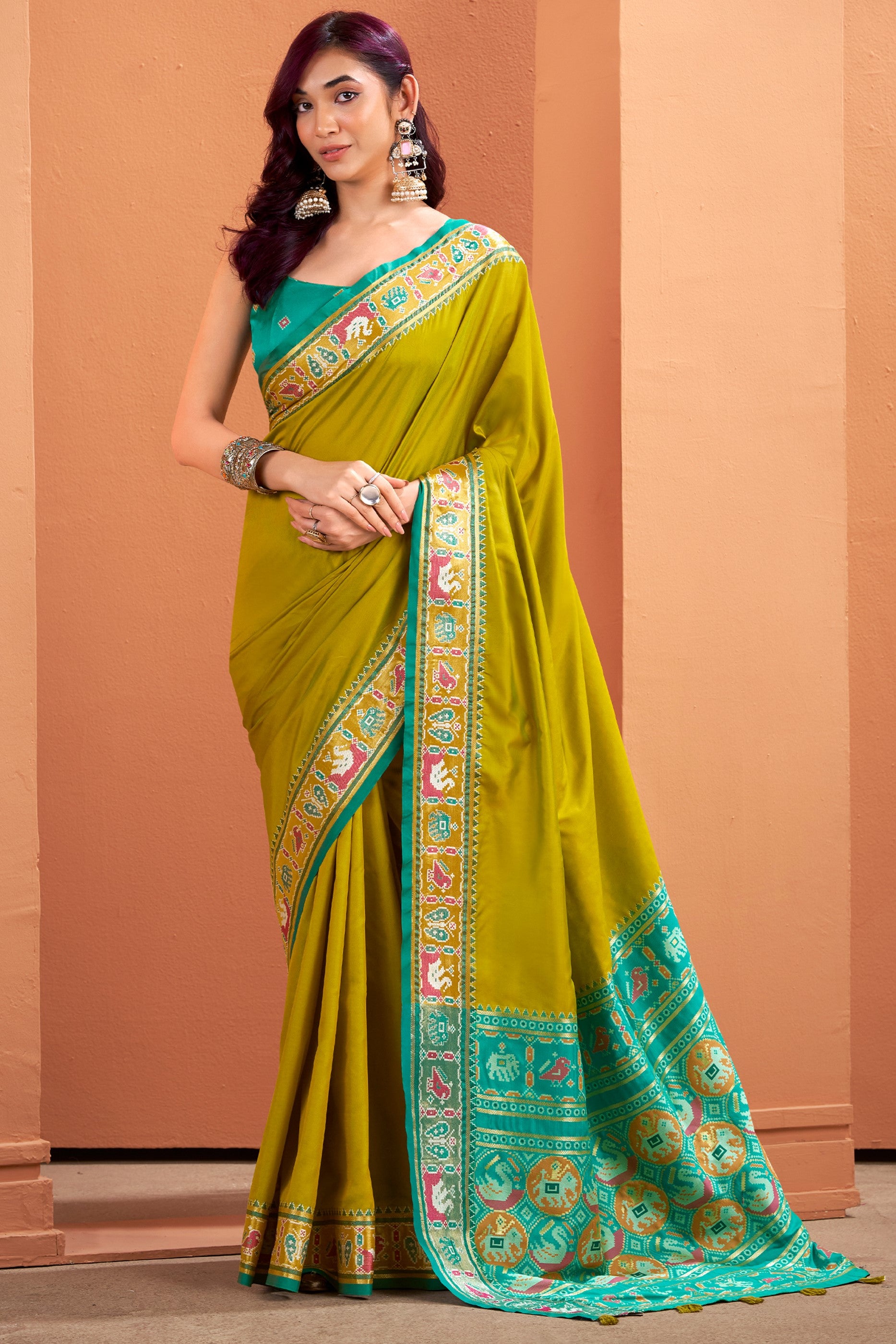 Green Woven Patola Silk Saree-SAR10035_1_SareeButa.com