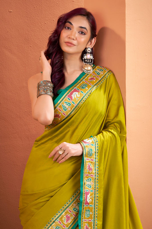 Green Woven Patola Silk Saree-SAR10035_2_SareeButa.com