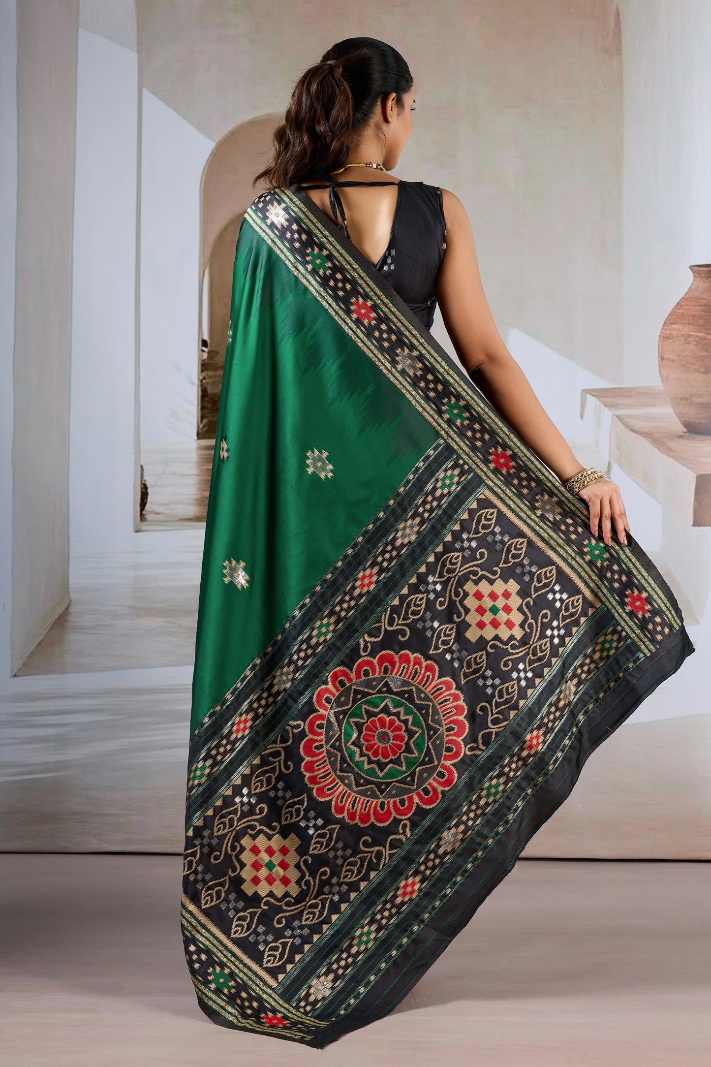 Green Woven Patola Silk Saree-SAR12418_3_SareeButa.com