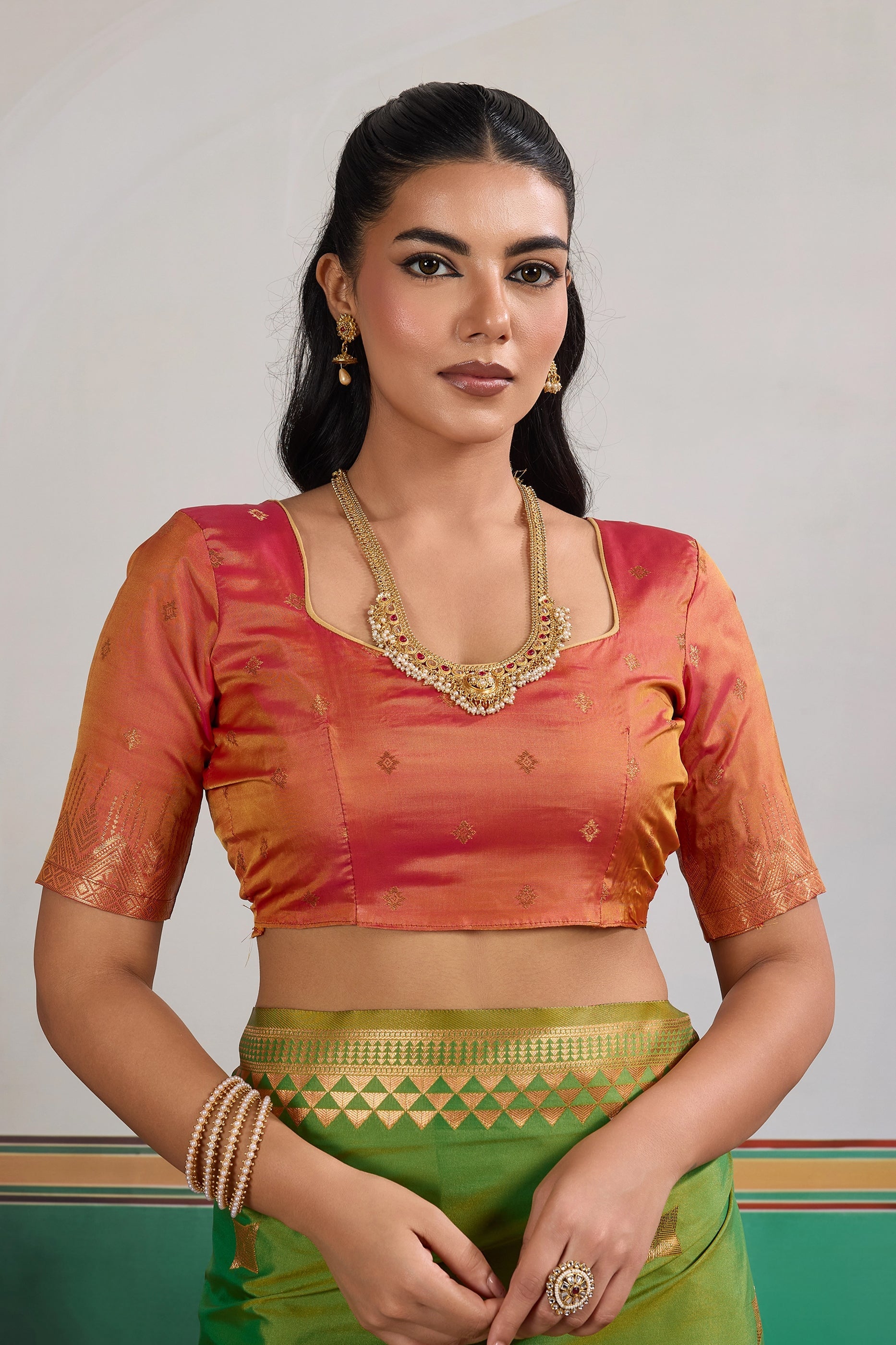 Green Woven Silk Saree-SAR11467_4_SareeButa.com