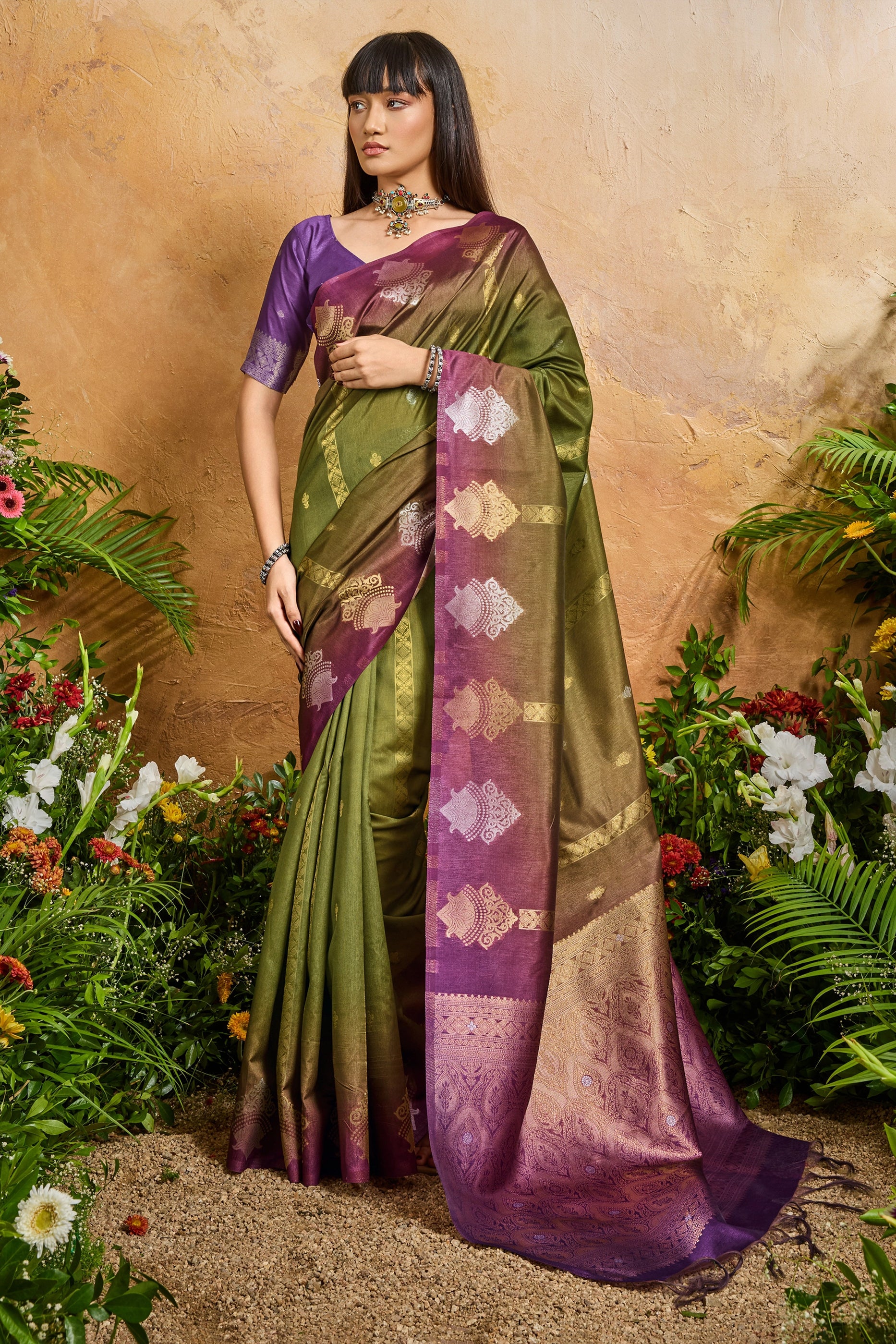Green Woven Silk Saree-SAR11938_1_SareeButa.com