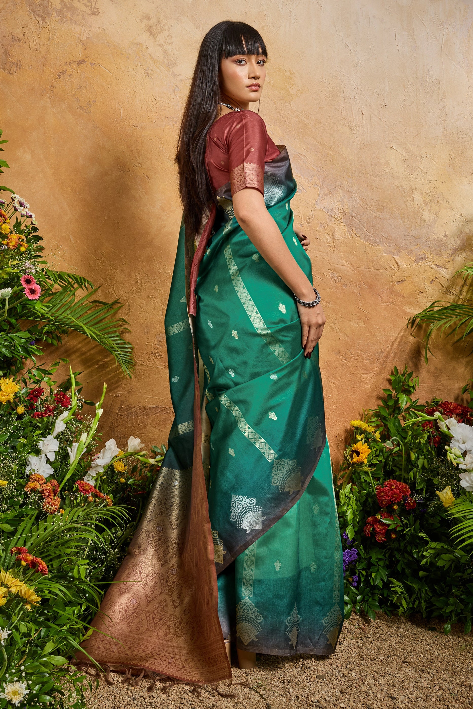Green Woven Silk Saree-SAR11940_3_SareeButa.com
