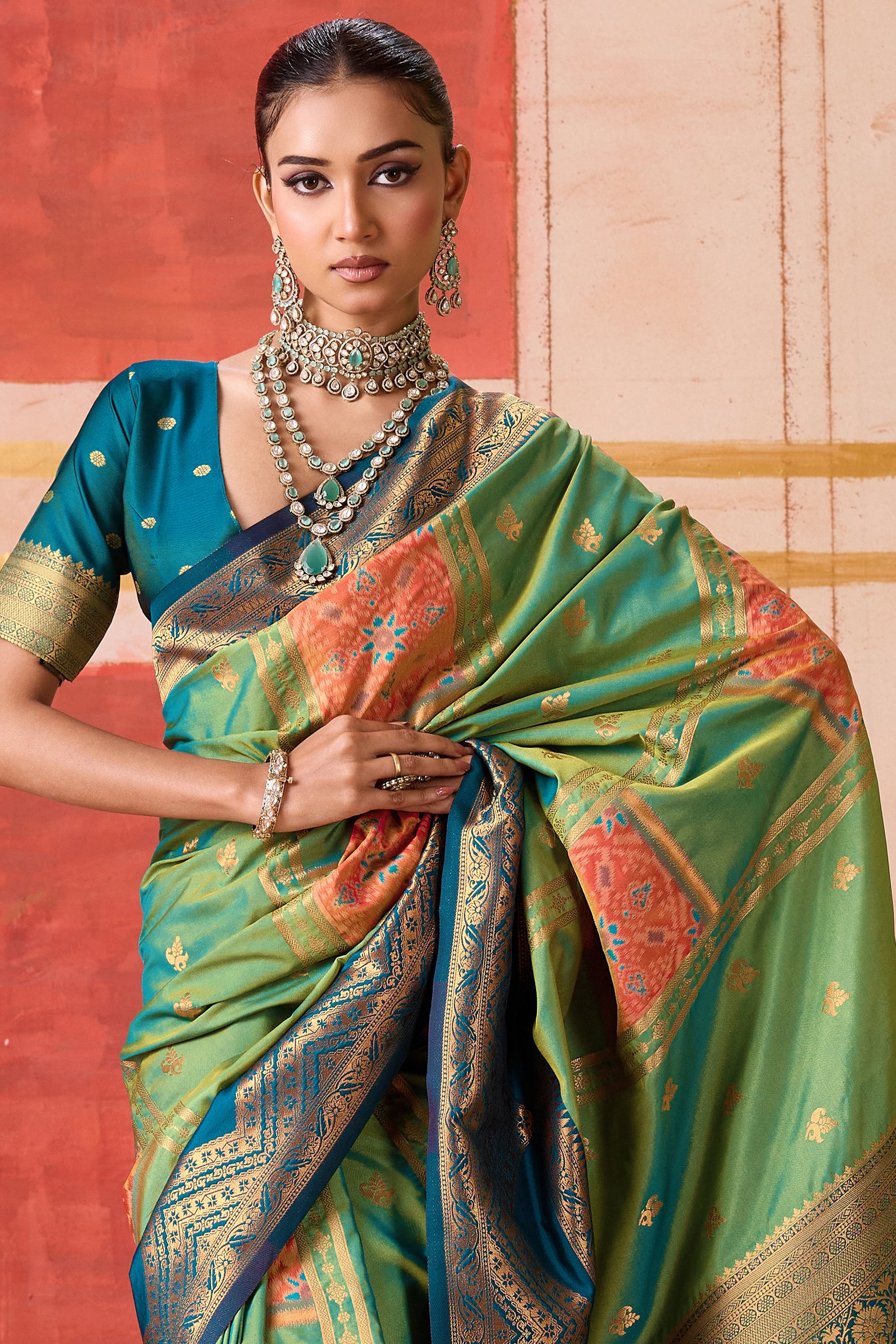 Green Woven Silk Saree-SAR11959_5_SareeButa.com