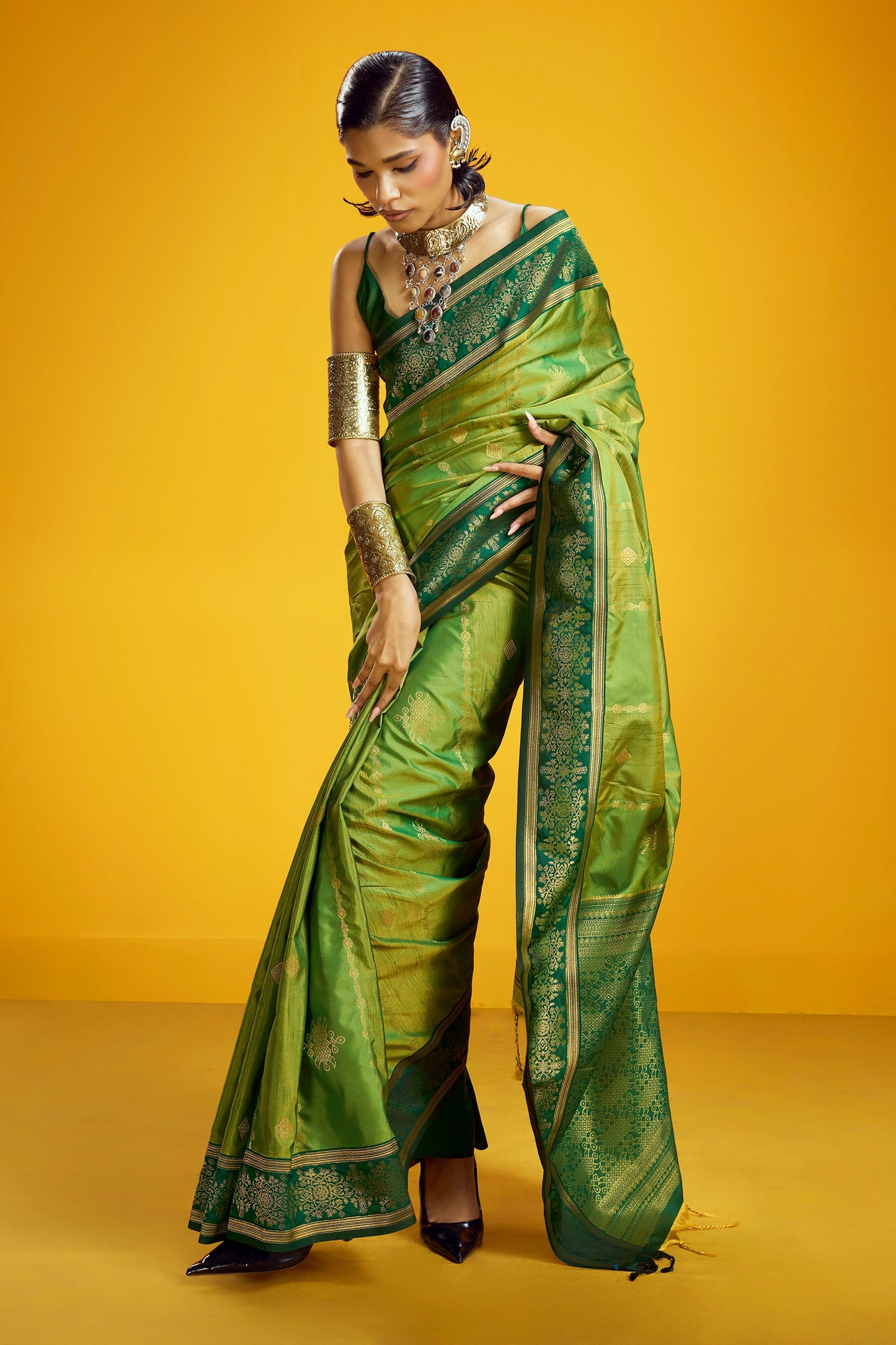 Green Woven Silk Saree-SAR12364_1_SareeButa.com