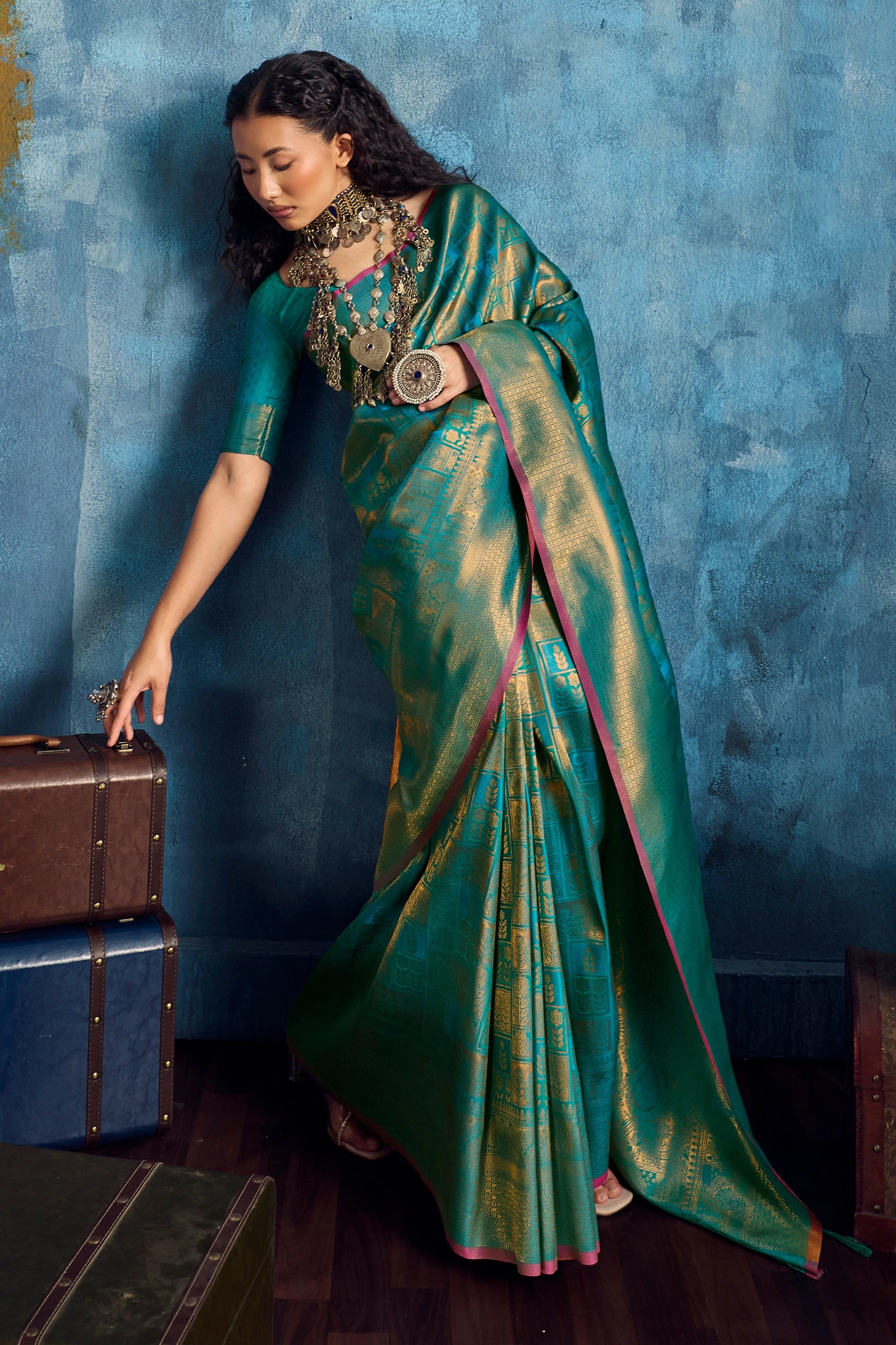 Green Woven Silk Saree-SAR12379_3_SareeButa.com