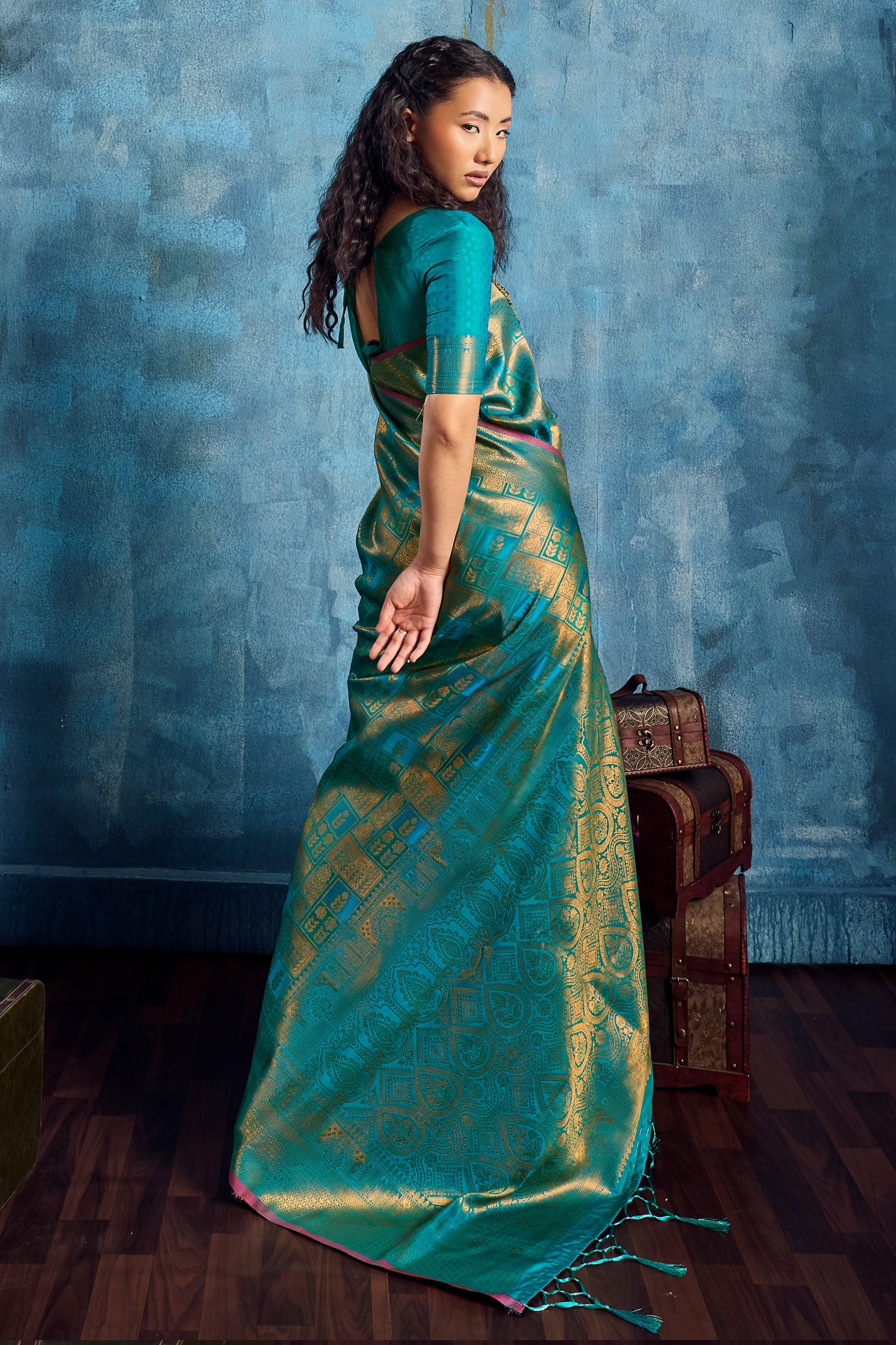 Green Woven Silk Saree-SAR12379_5_SareeButa.com
