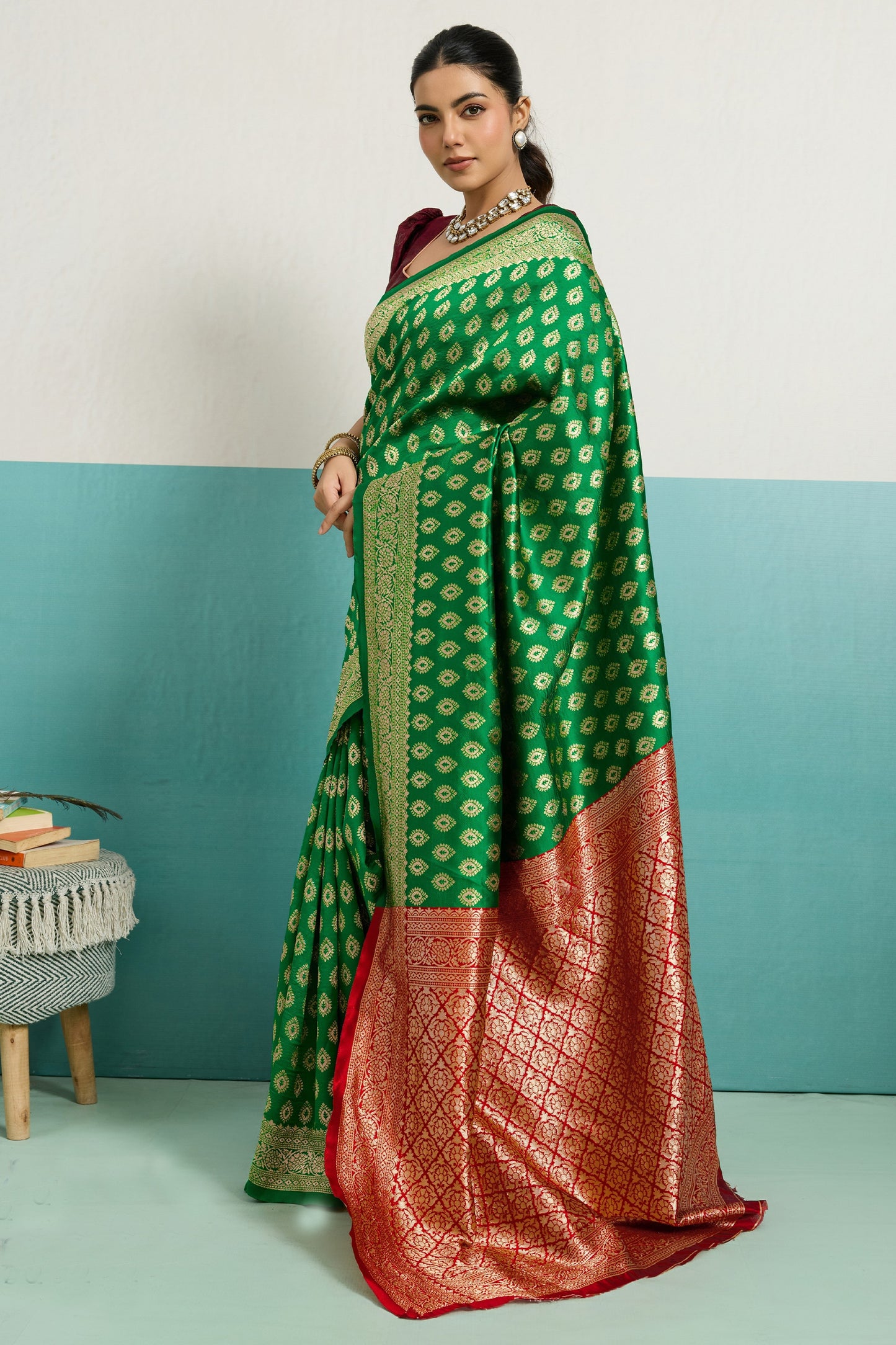 Green Woven Silk Saree-SAR12510_3_SareeButa.com