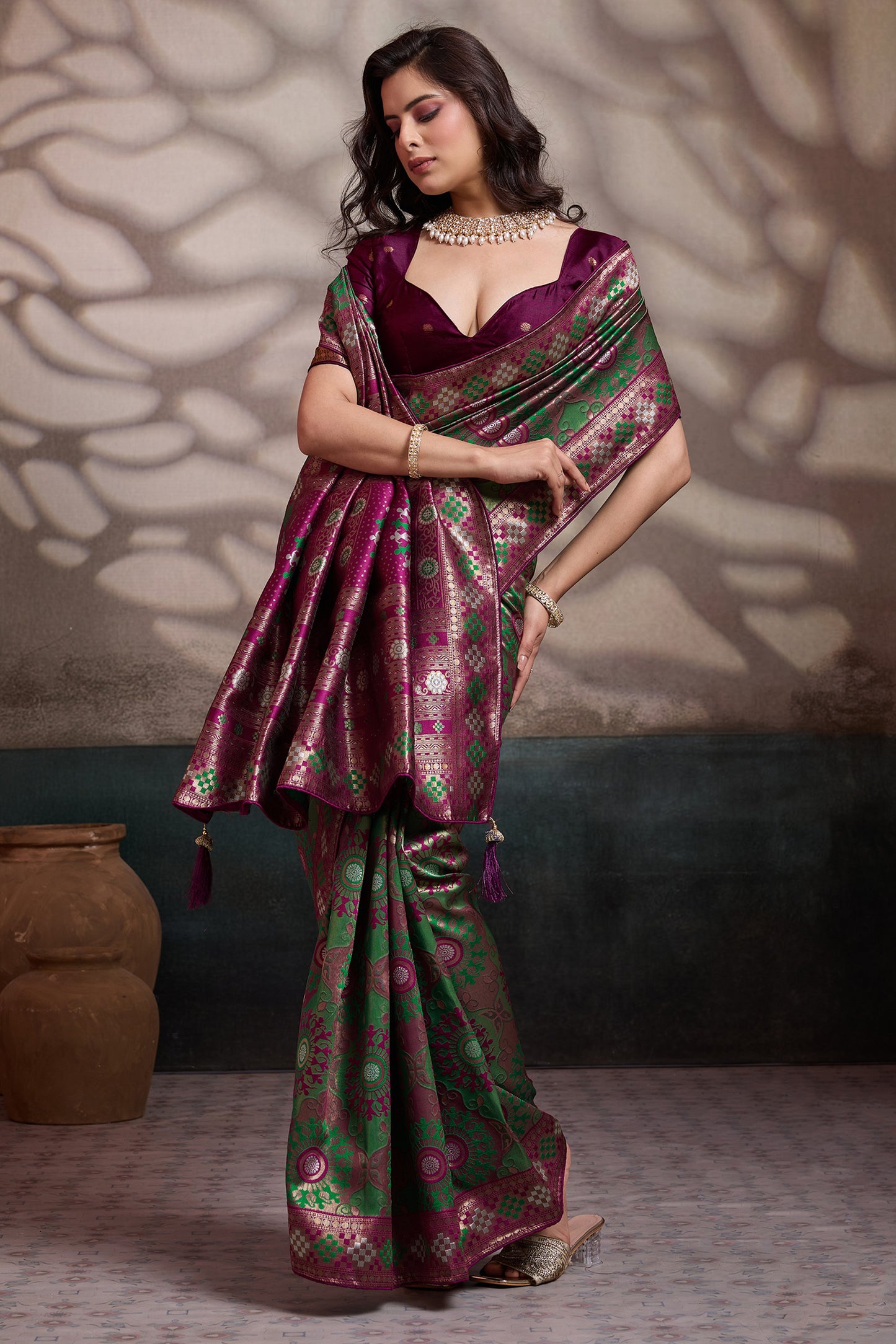 Green Woven Silk Saree-SAR12548_4_SareeButa.com