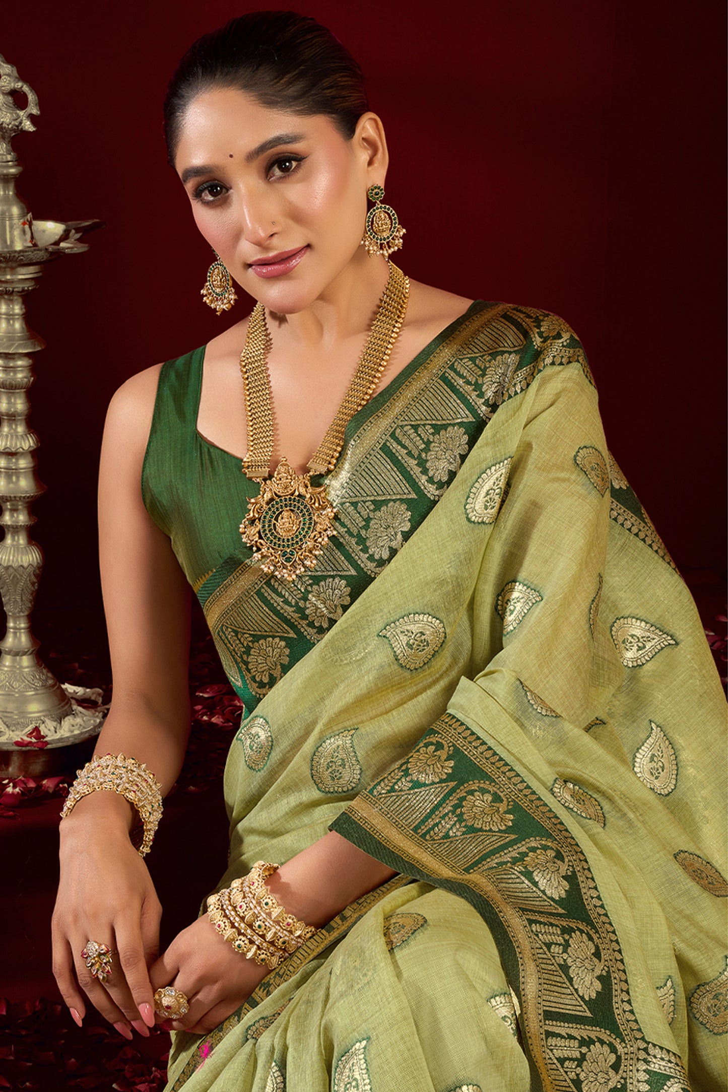 Green Woven Silk Saree-SAR12629_2_SareeButa.com