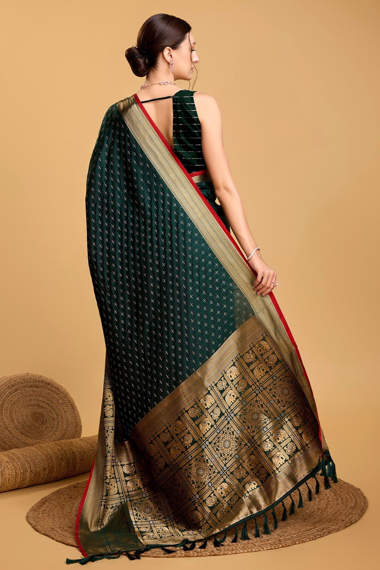 green-woven-silk-saree-zb130538_3_SareeButa.com