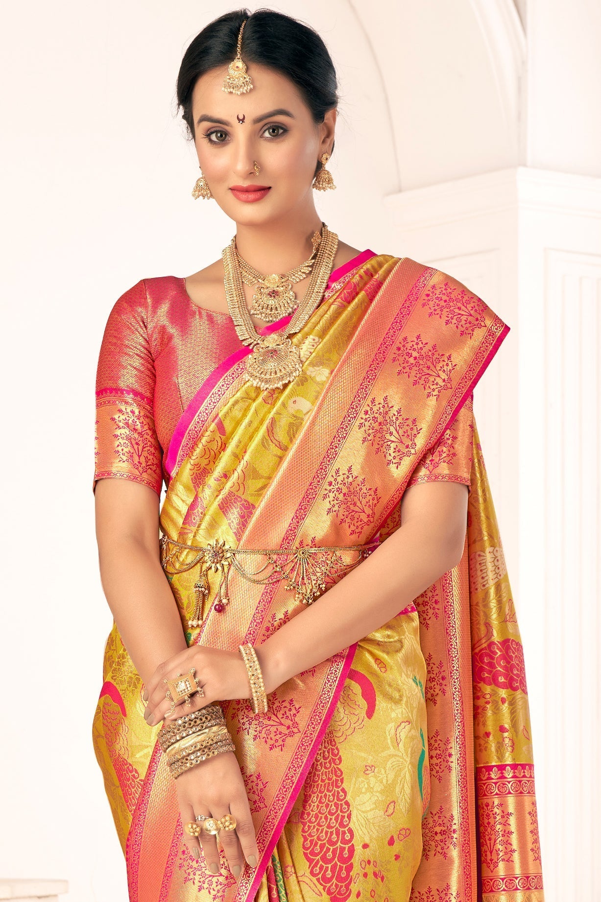 green-woven-silk-saree-zb132406_3_SareeButa.com