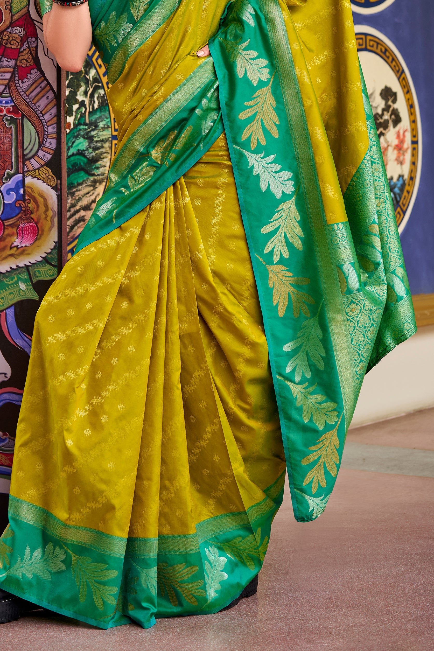 Green Woven Silk Saree-ZB133602_4_SareeButa.com