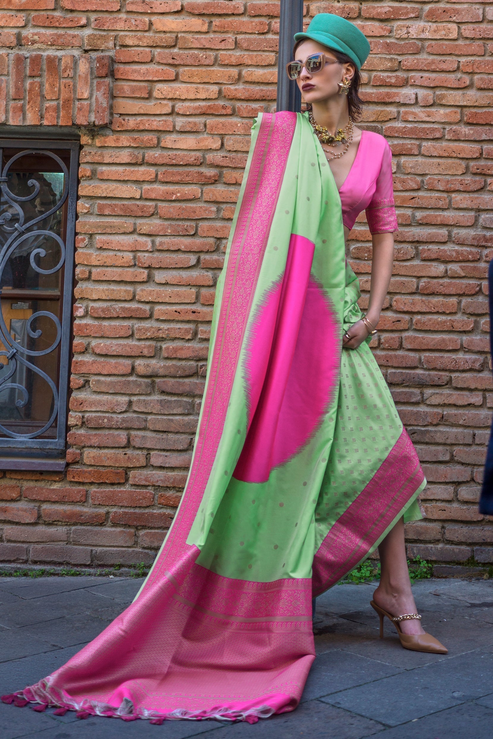 Green Woven Silk Saree-ZB134024_3_SareeButa.com