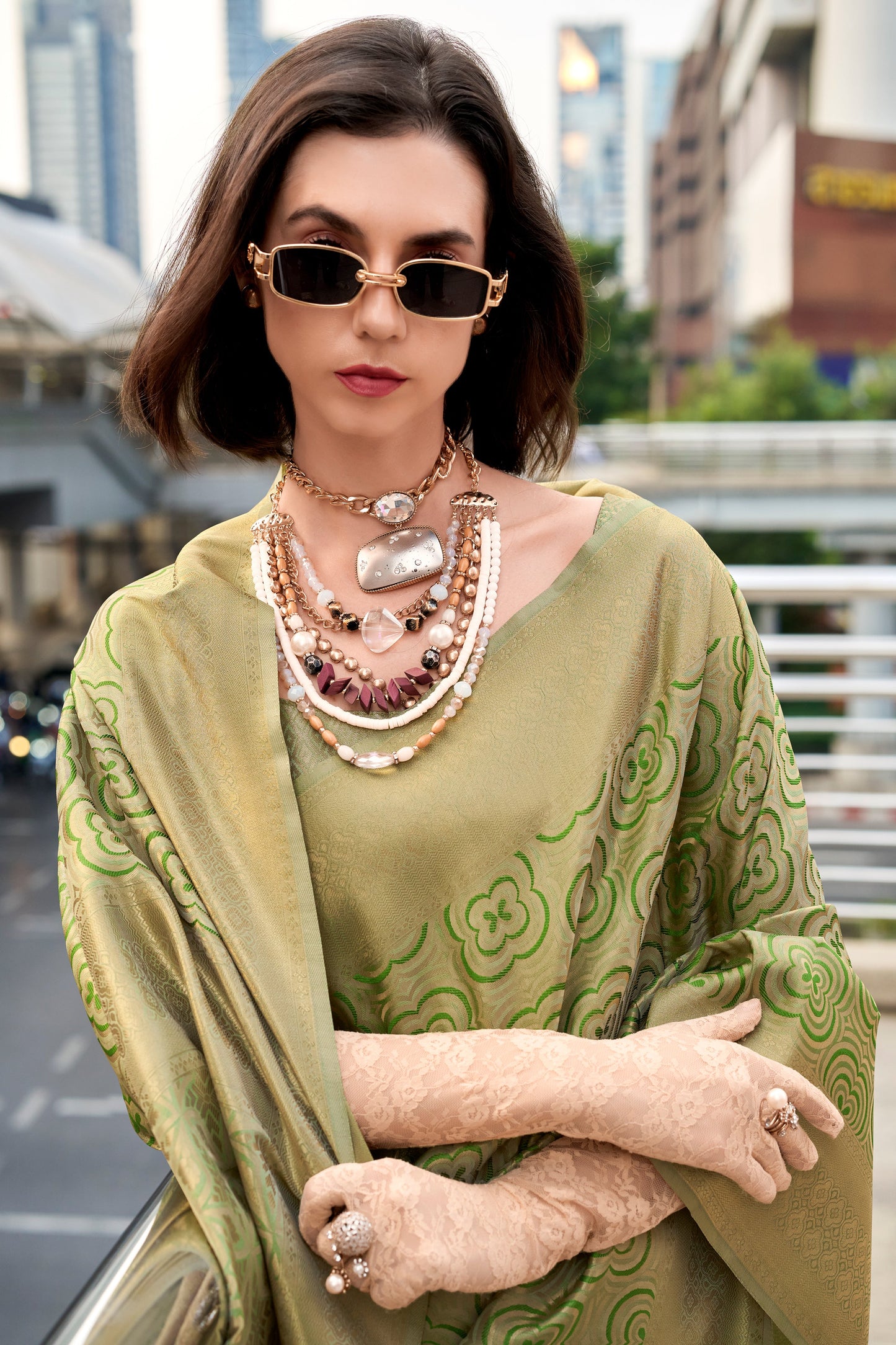 Green Woven Silk Saree-ZB134041_3_SareeButa.com