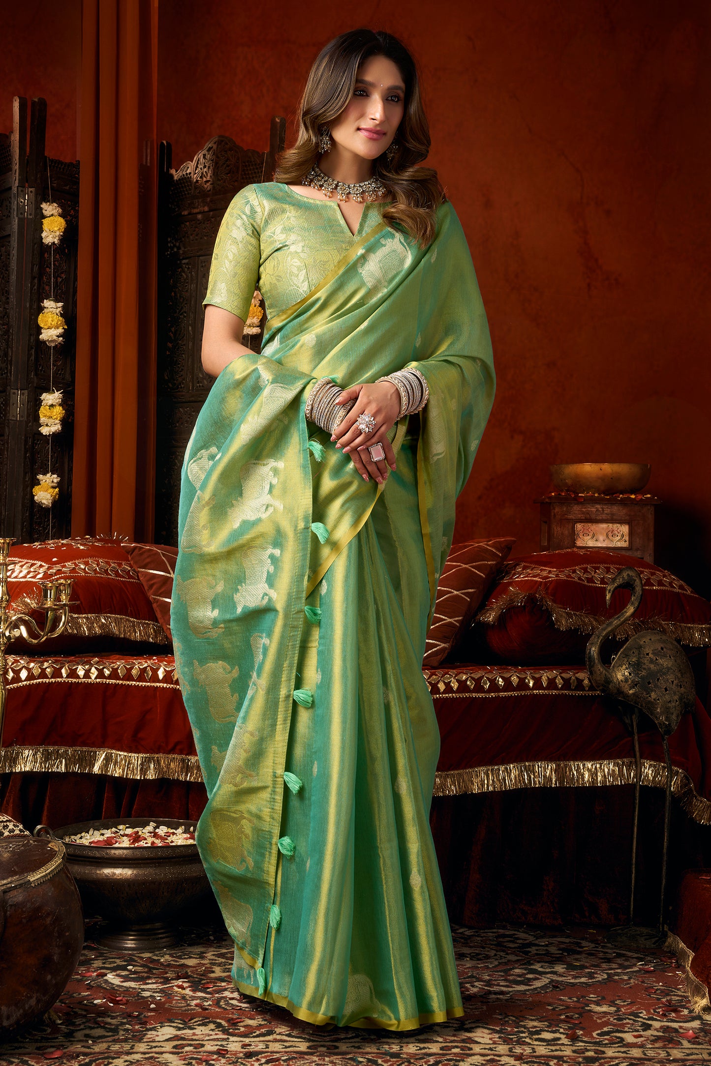 Green Woven Tissue Saree-SAR12725_3_SareeButa.com