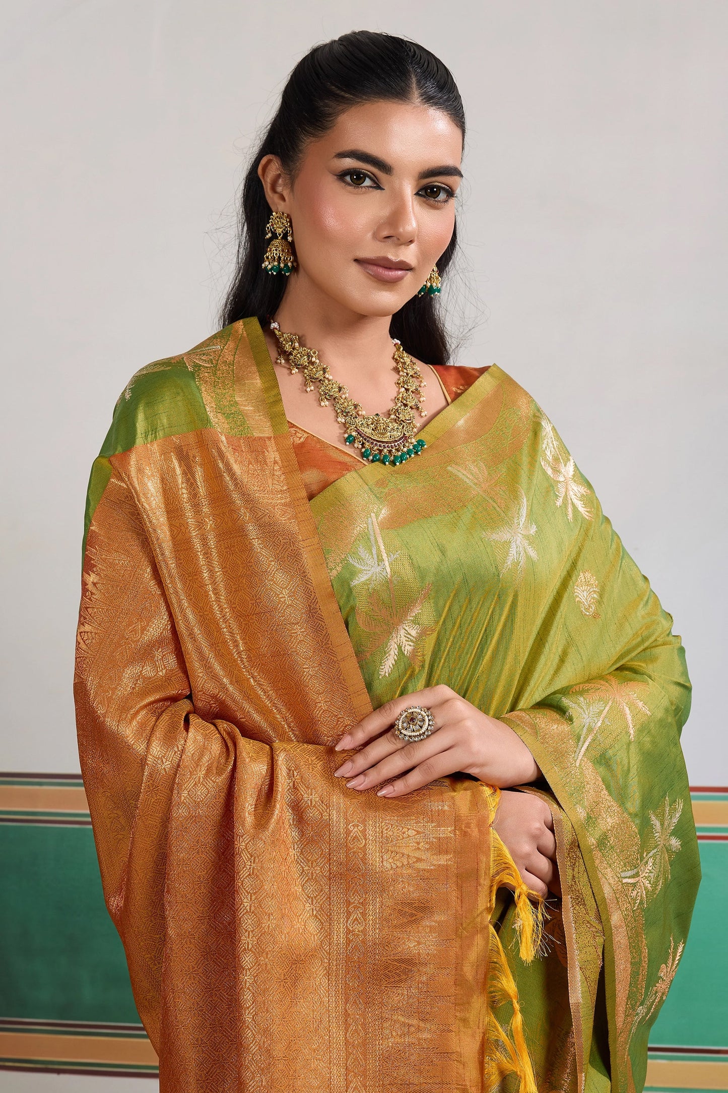 Green Woven Tussar Silk Saree-SAR11198_2_SareeButa.com