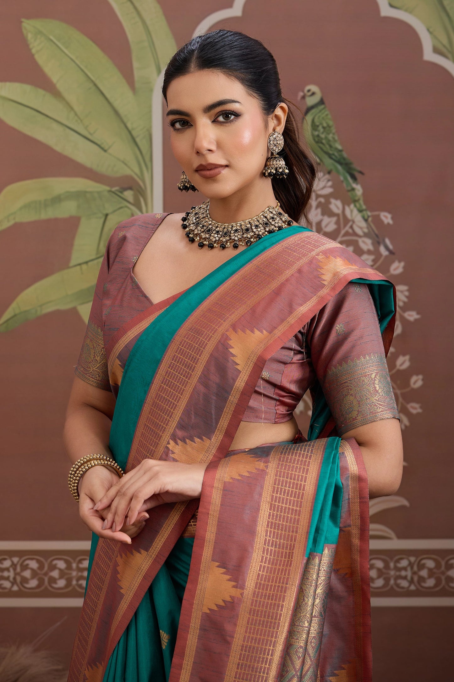 Green Woven Tussar Silk Saree-SAR11206_2_SareeButa.com