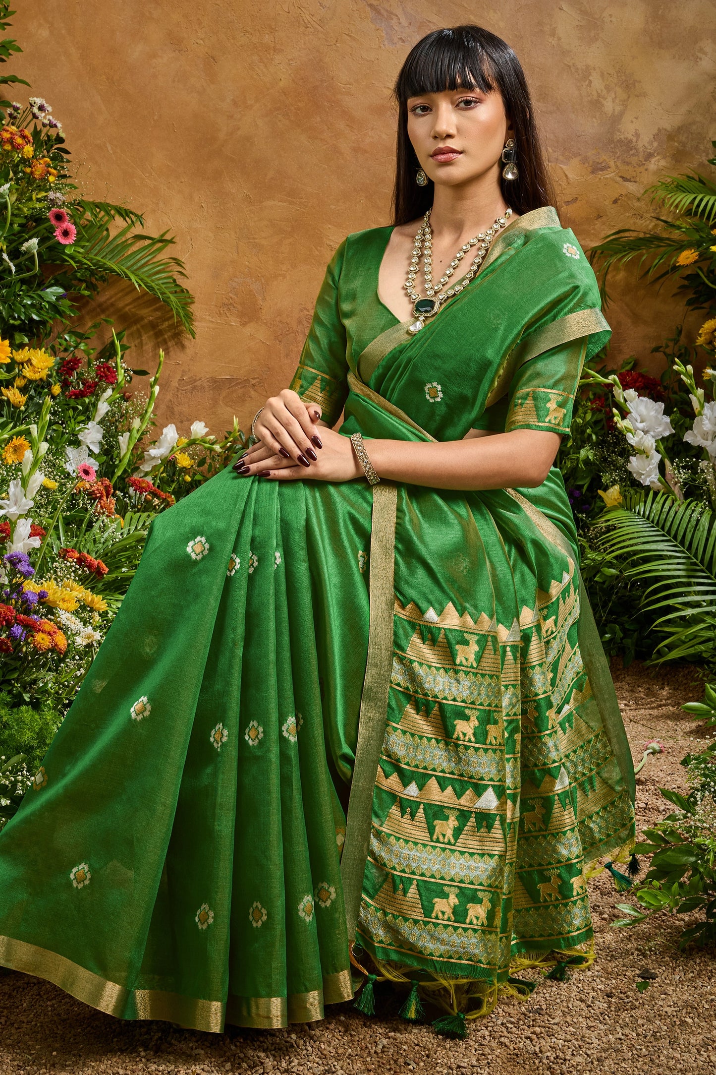 Green Woven Tussar Silk Saree-SAR11910_2_SareeButa.com