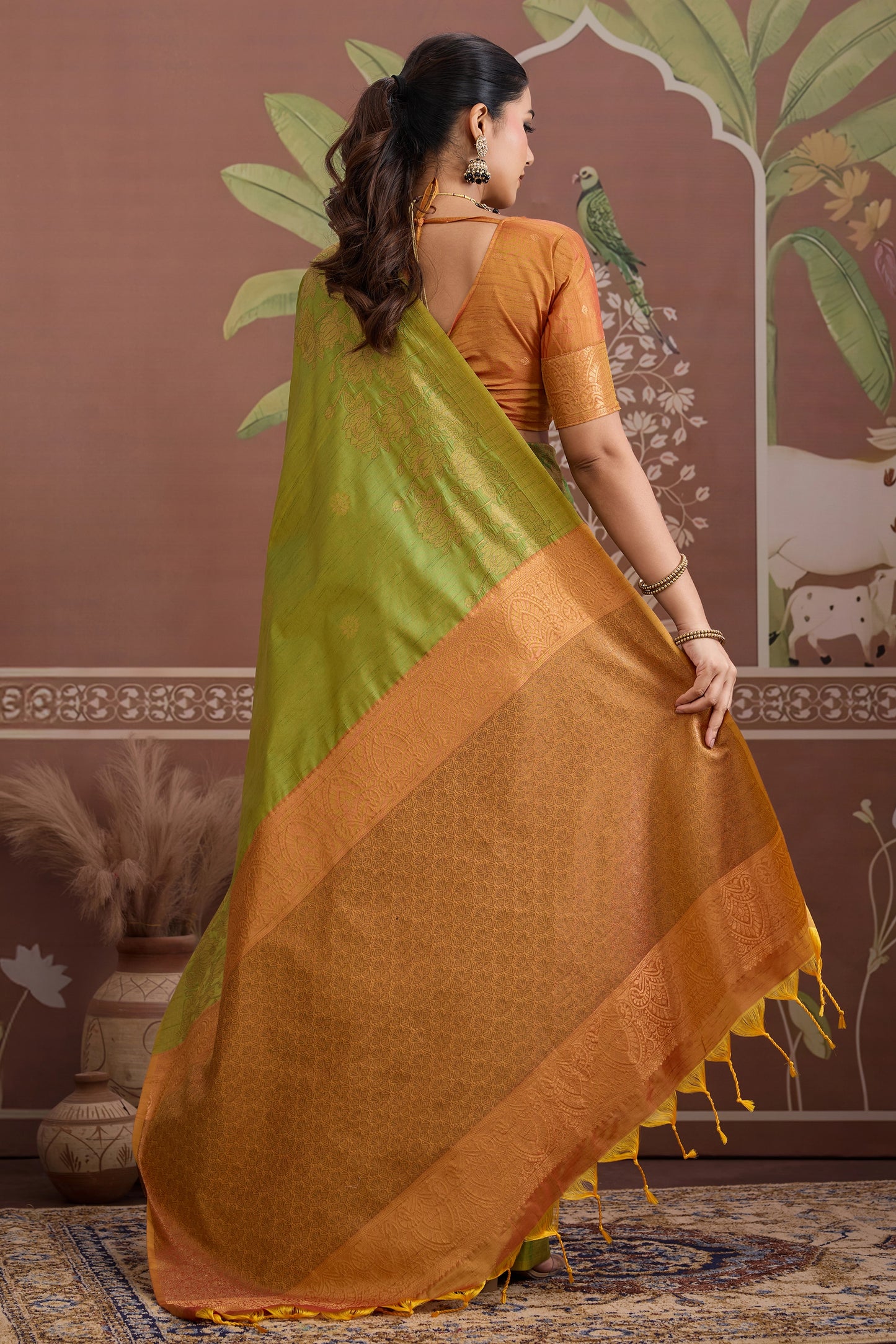Green Woven Tussar Silk Saree-SAR12309_4_SareeButa.com