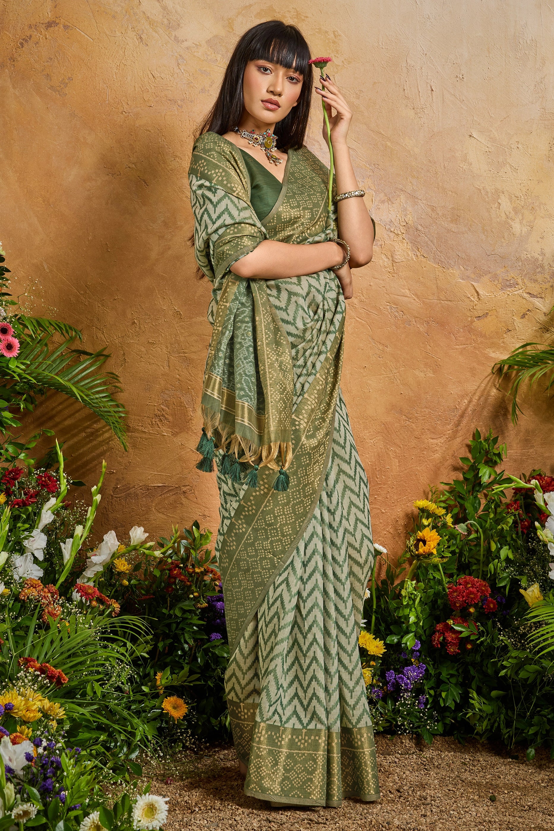 Green Woven Viscose Cotton Saree-SAR12325_4_SareeButa.com