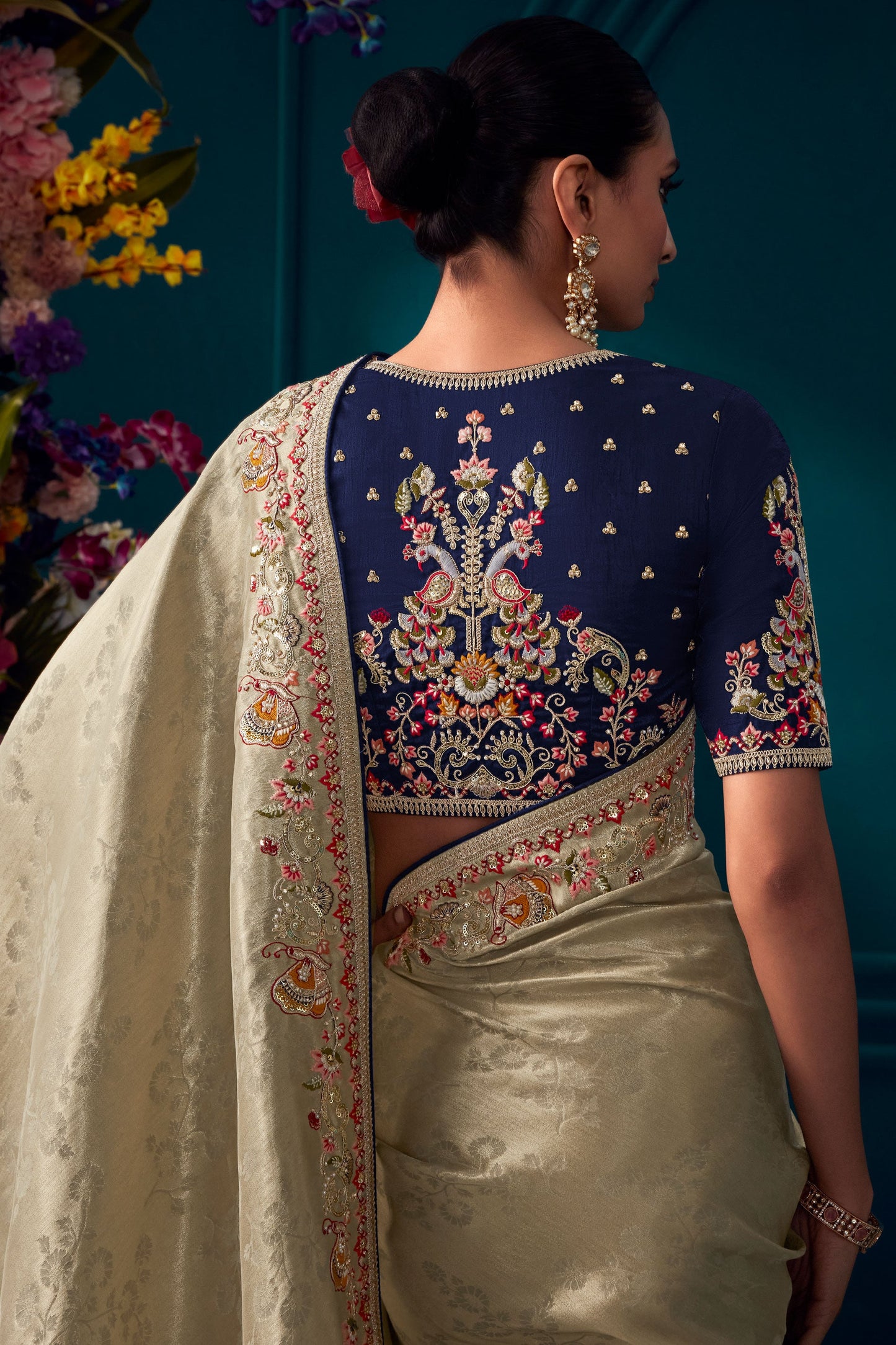 grey-embroidered-banarasi-saree-zb131216_3_SareeButa.com