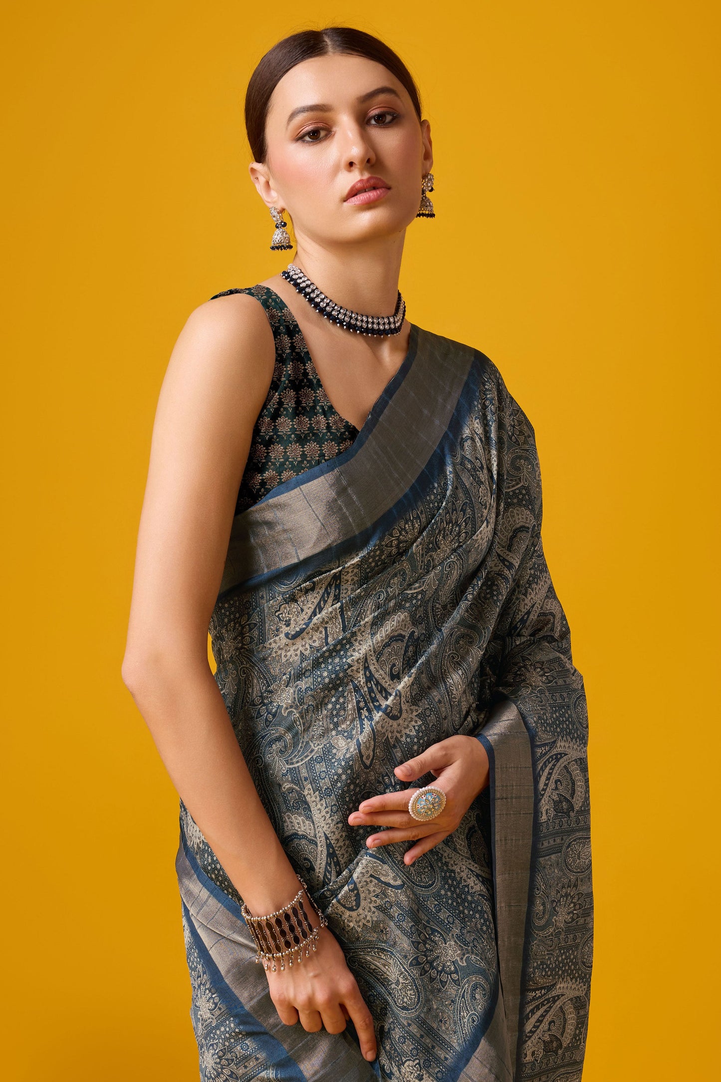 grey-printed-cotton-silk-saree-zb131903_2_SareeButa.com