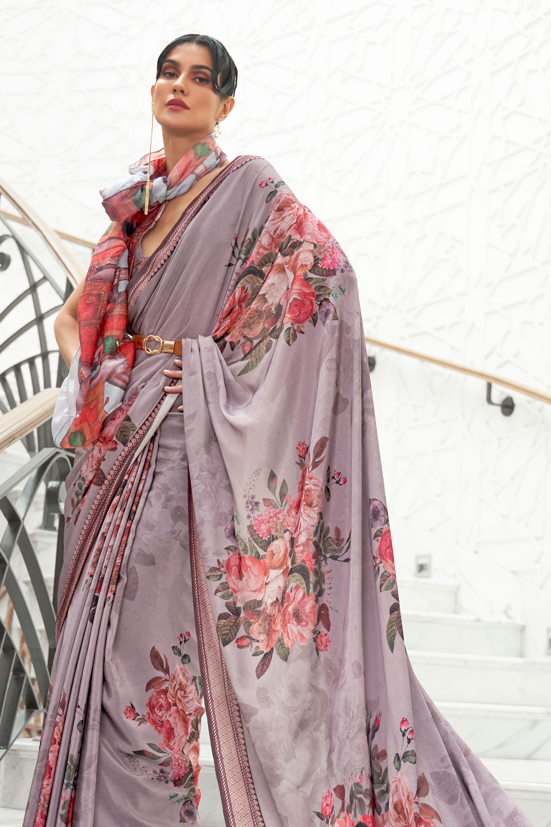 grey-satin-crepe-saree-zb140122_2_SareeButa.com