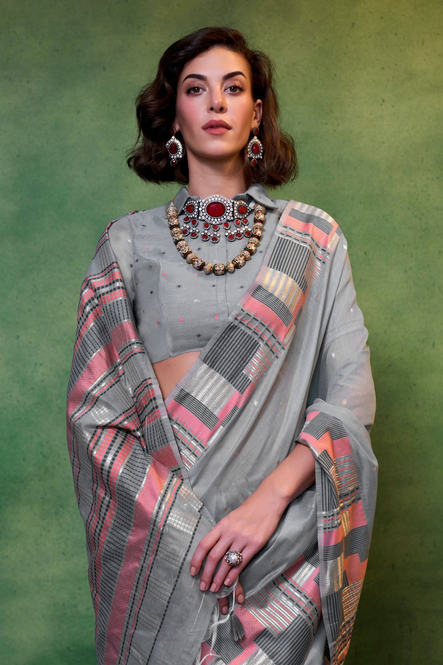 grey-woven-cotton-saree-zb131365_2_SareeButa.com