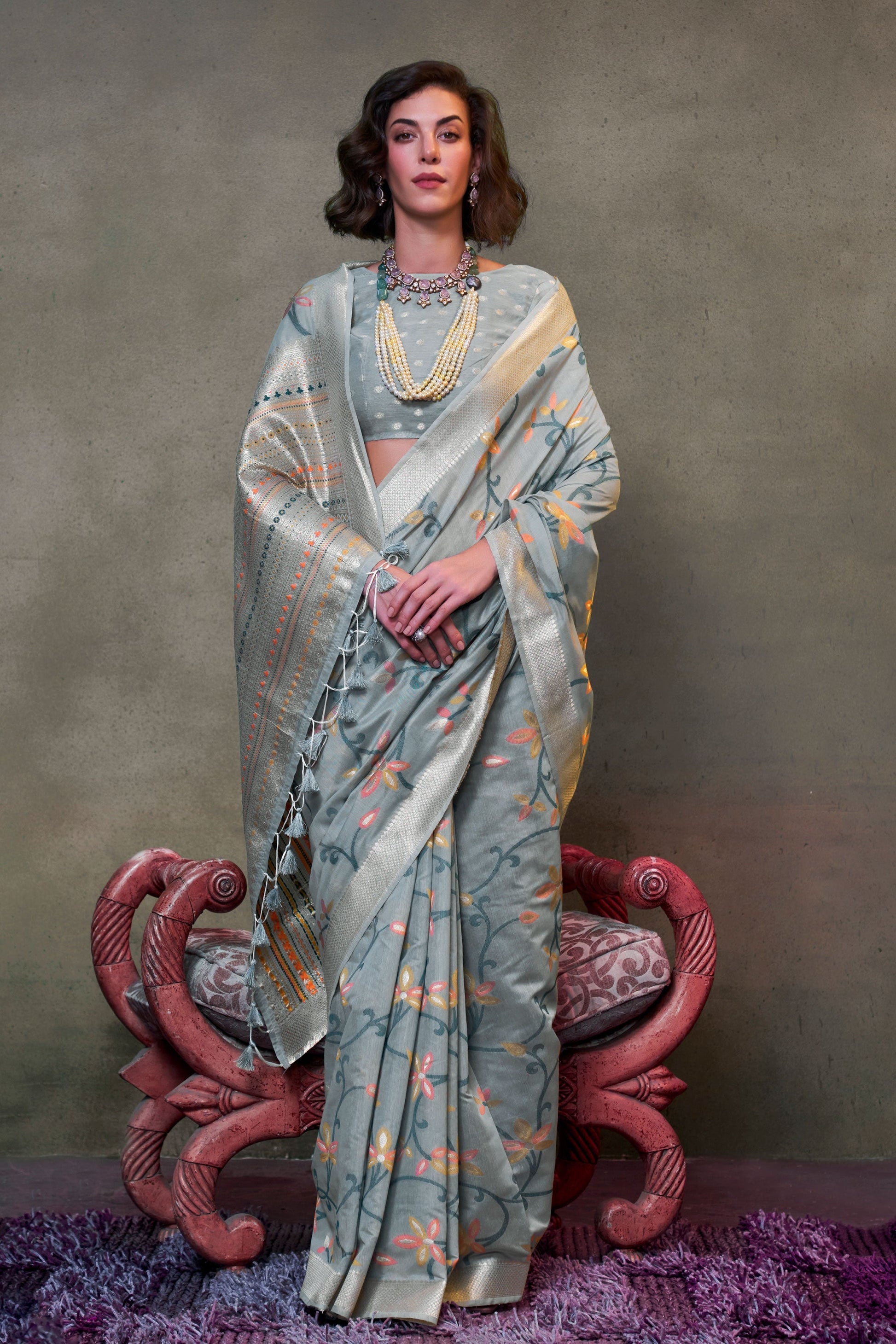 grey-woven-jamdani-cotton-saree-zb131241_1_SareeButa.com