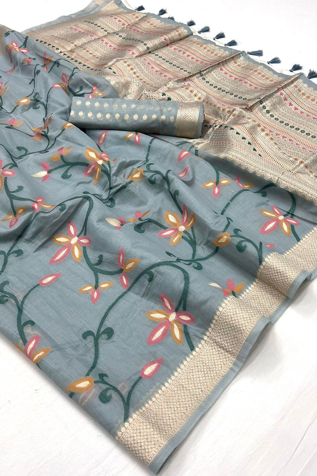 grey-woven-jamdani-cotton-saree-zb131241_3_SareeButa.com