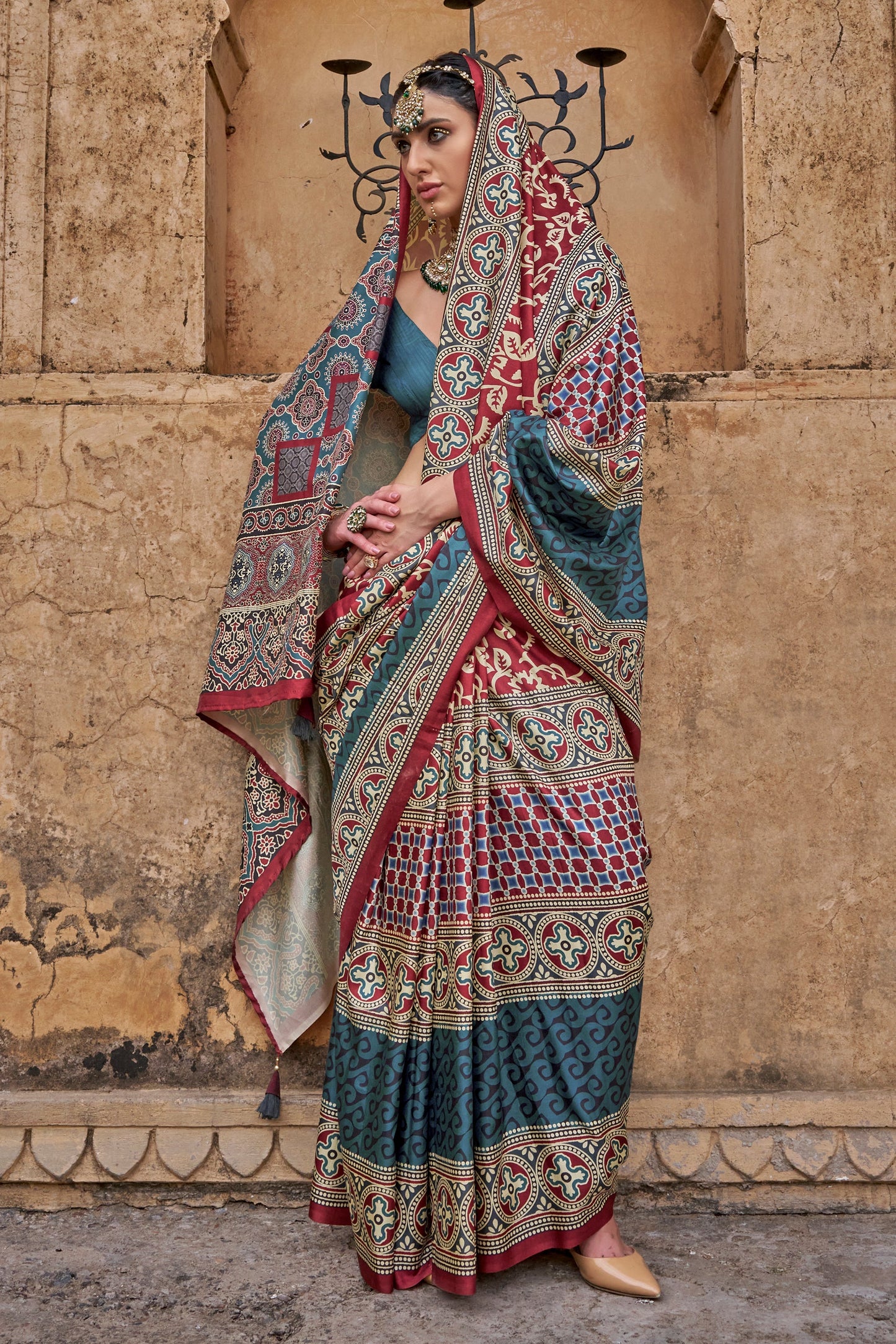 Grey Ajarakh Printed Viscose SIlk Saree-SAR10144_2_SareeButa.com