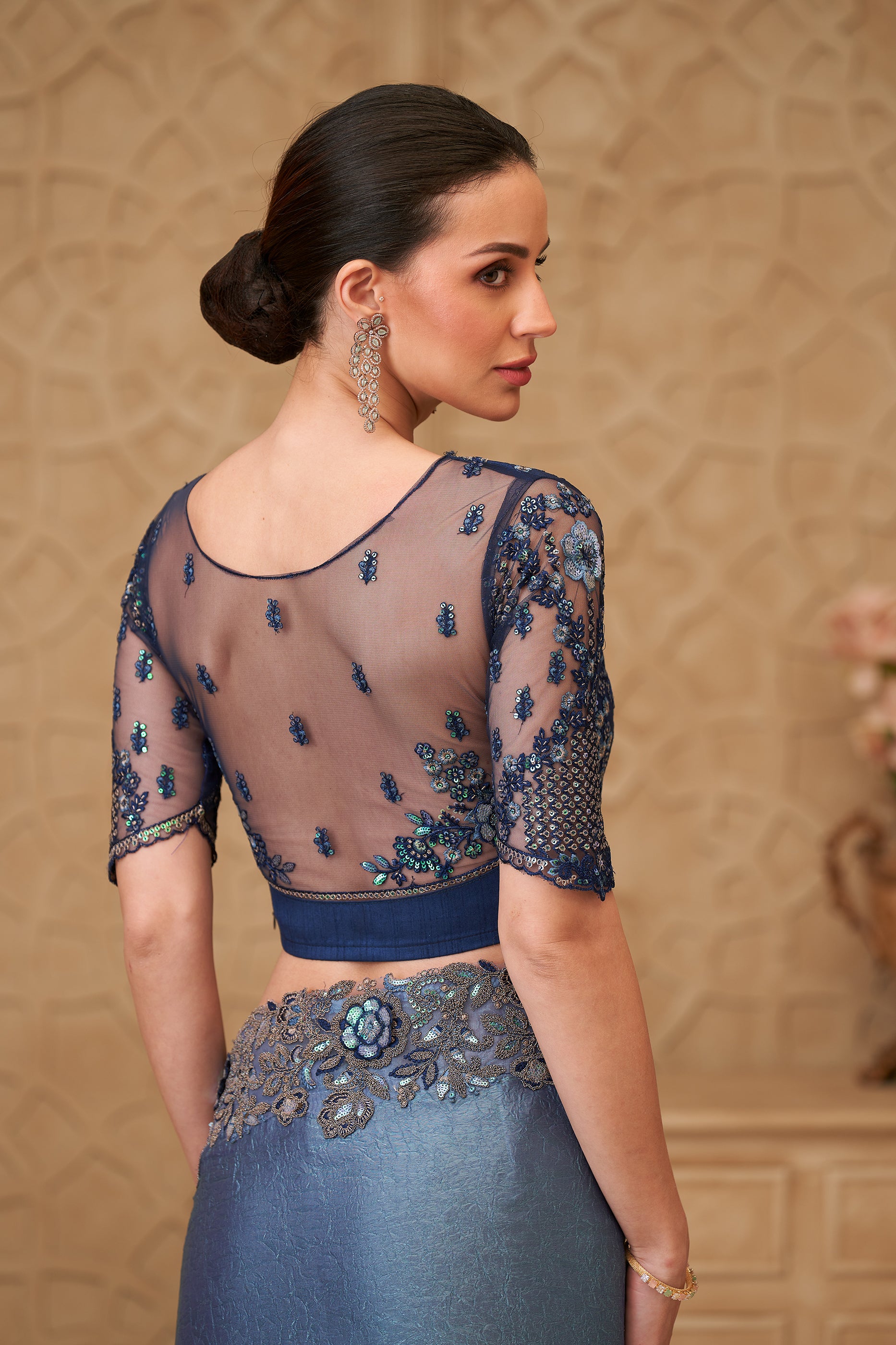 grey-embroidered-crush-satin-georgette-saree-sar10587_5_Sareebuta.com