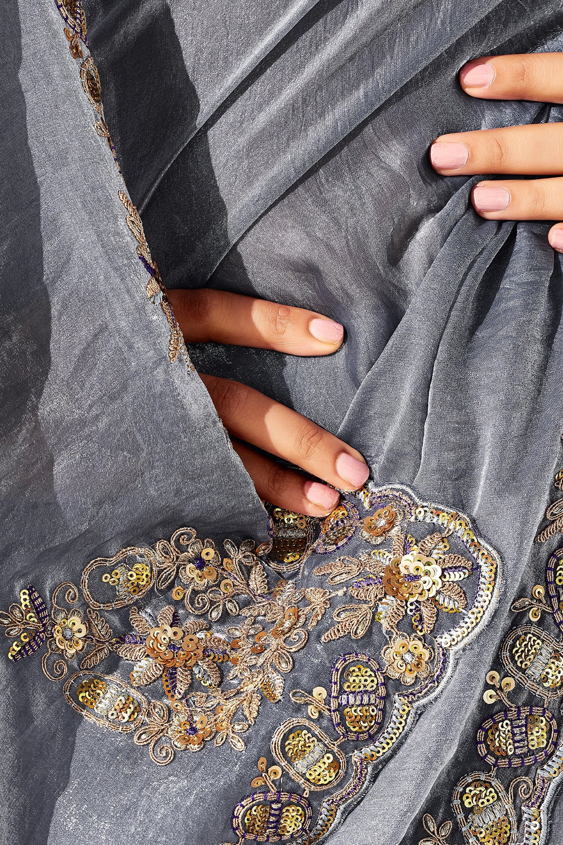 Grey Embroidered Tissue Organza Saree-SAR10567_4_SareeButa.com