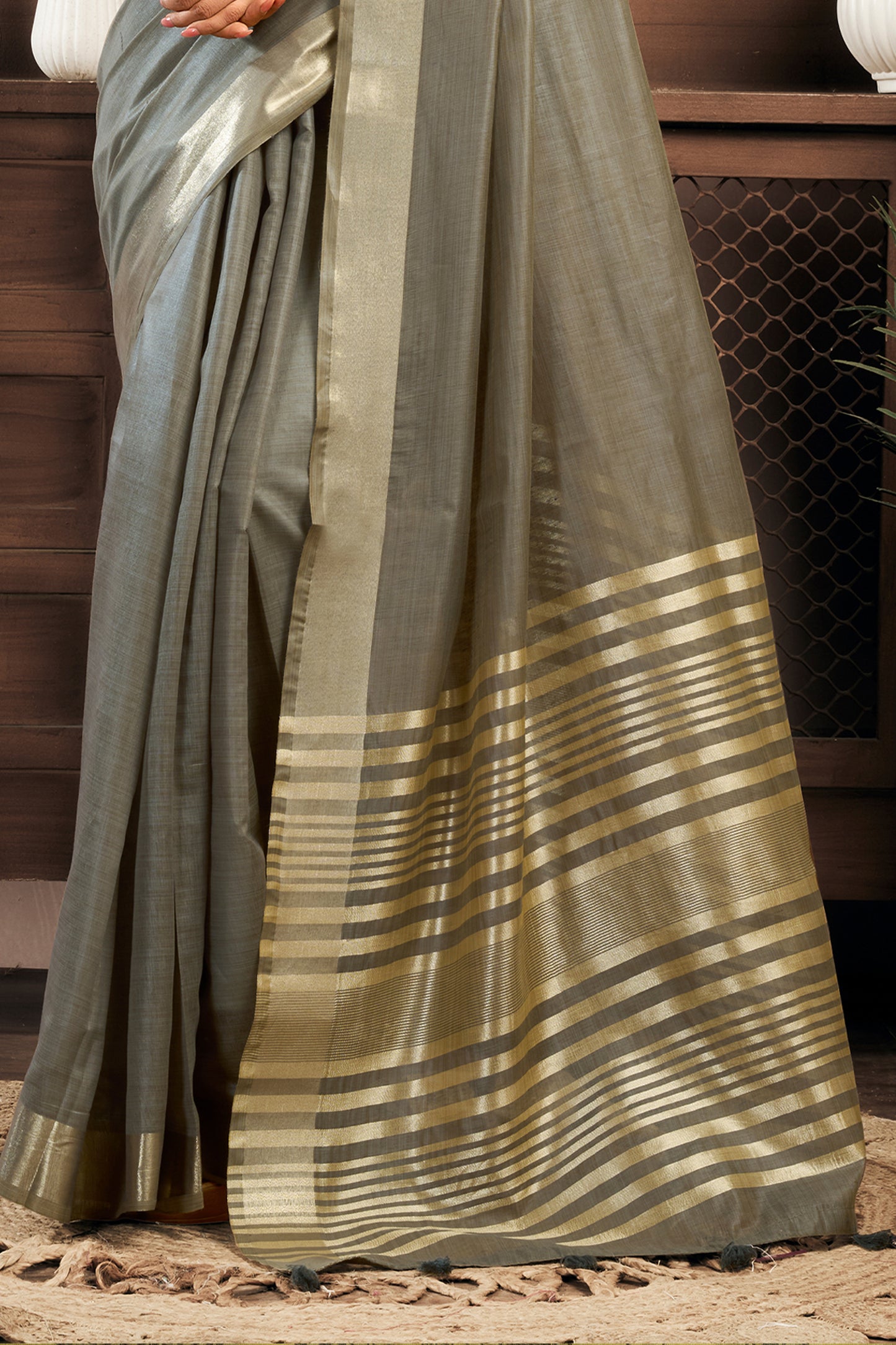 Grey Khadi Cotton Saree-SAR12648_4_SareeButa.com
